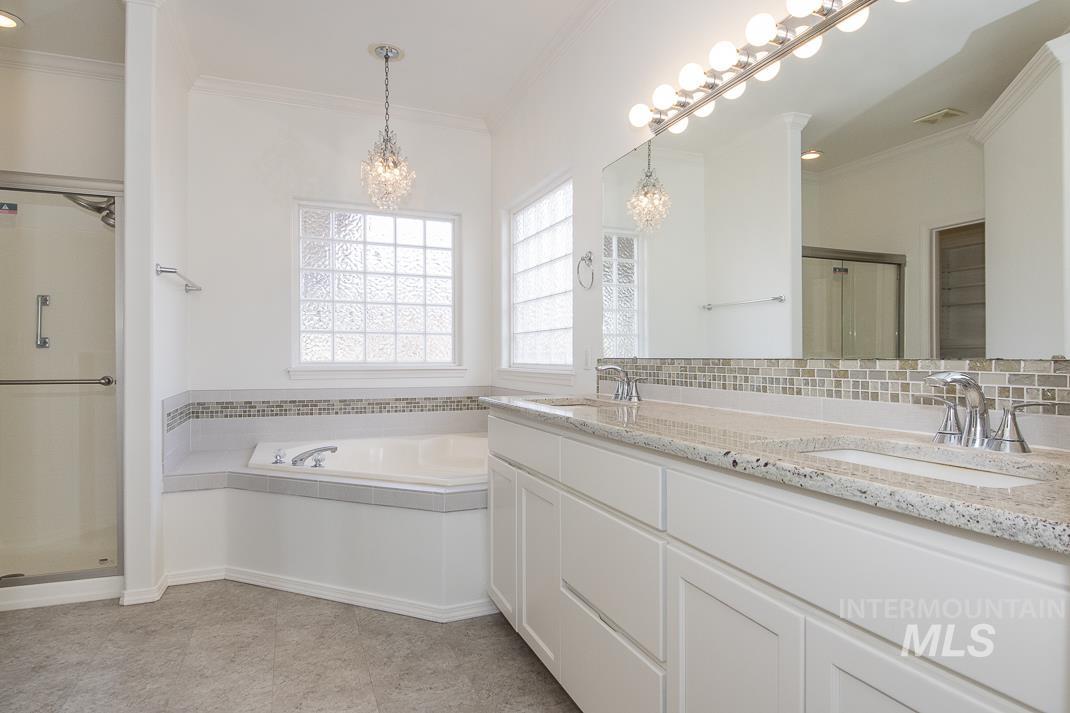 4588 W Moon Lake Drive Property Photo 29