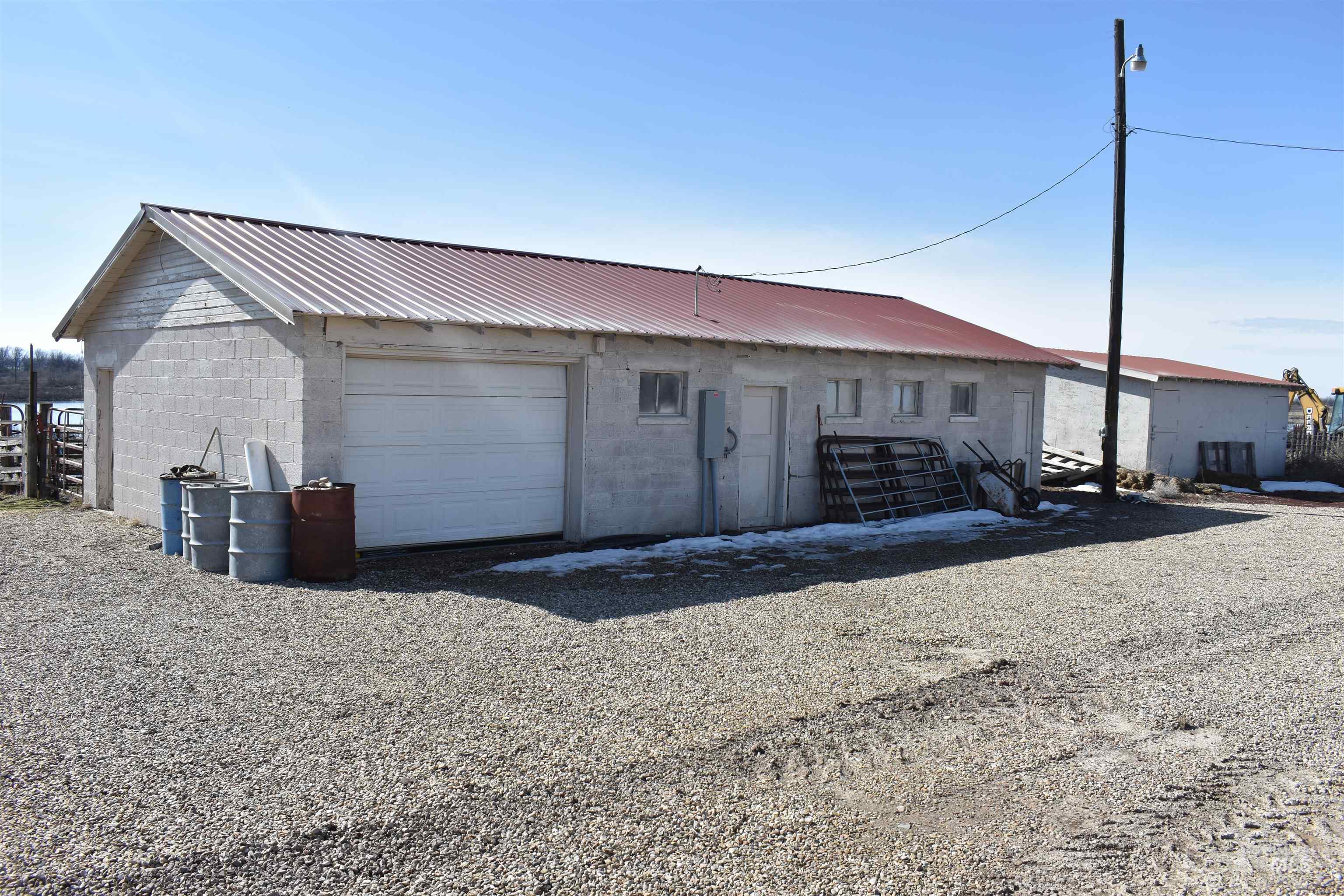 17531 Hwy 20-26 Property Photo 4