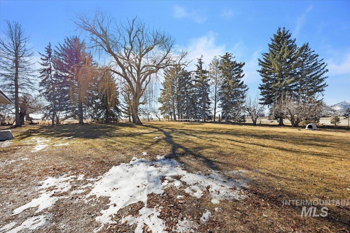 921 N 900 E Property Photo 3