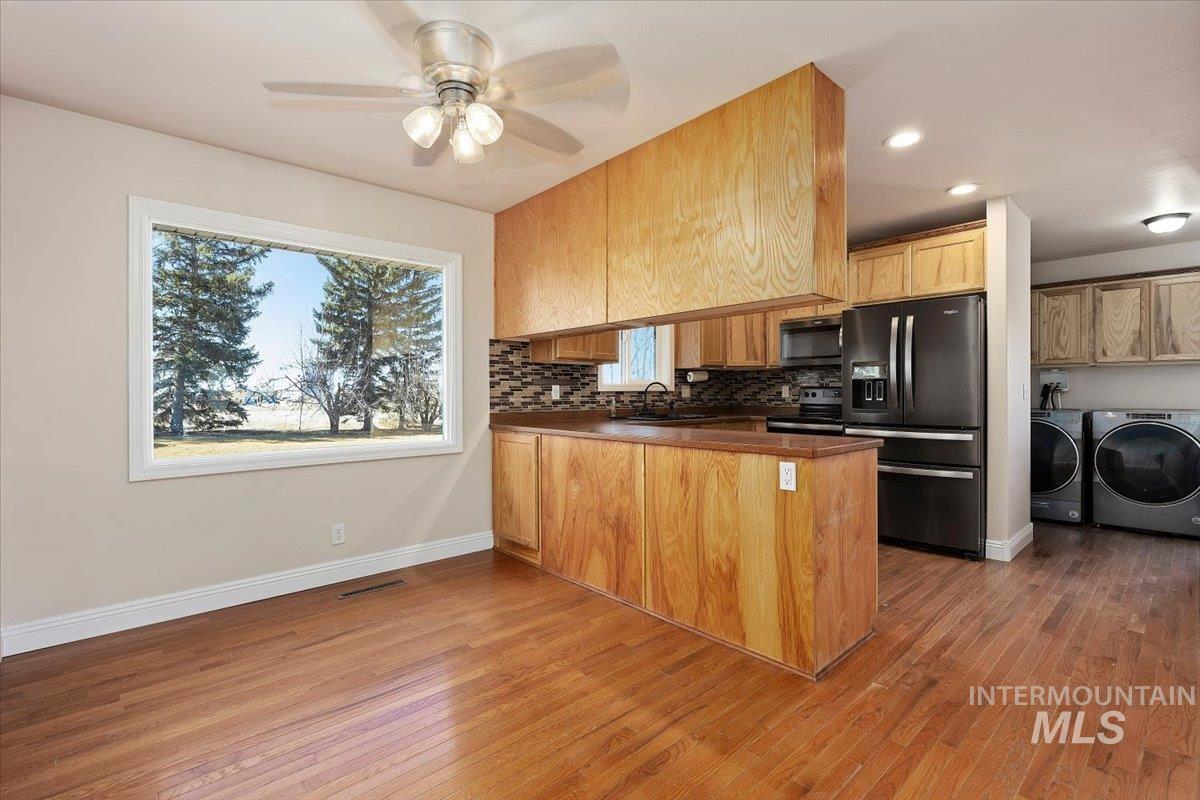921 N 900 E Property Photo 10