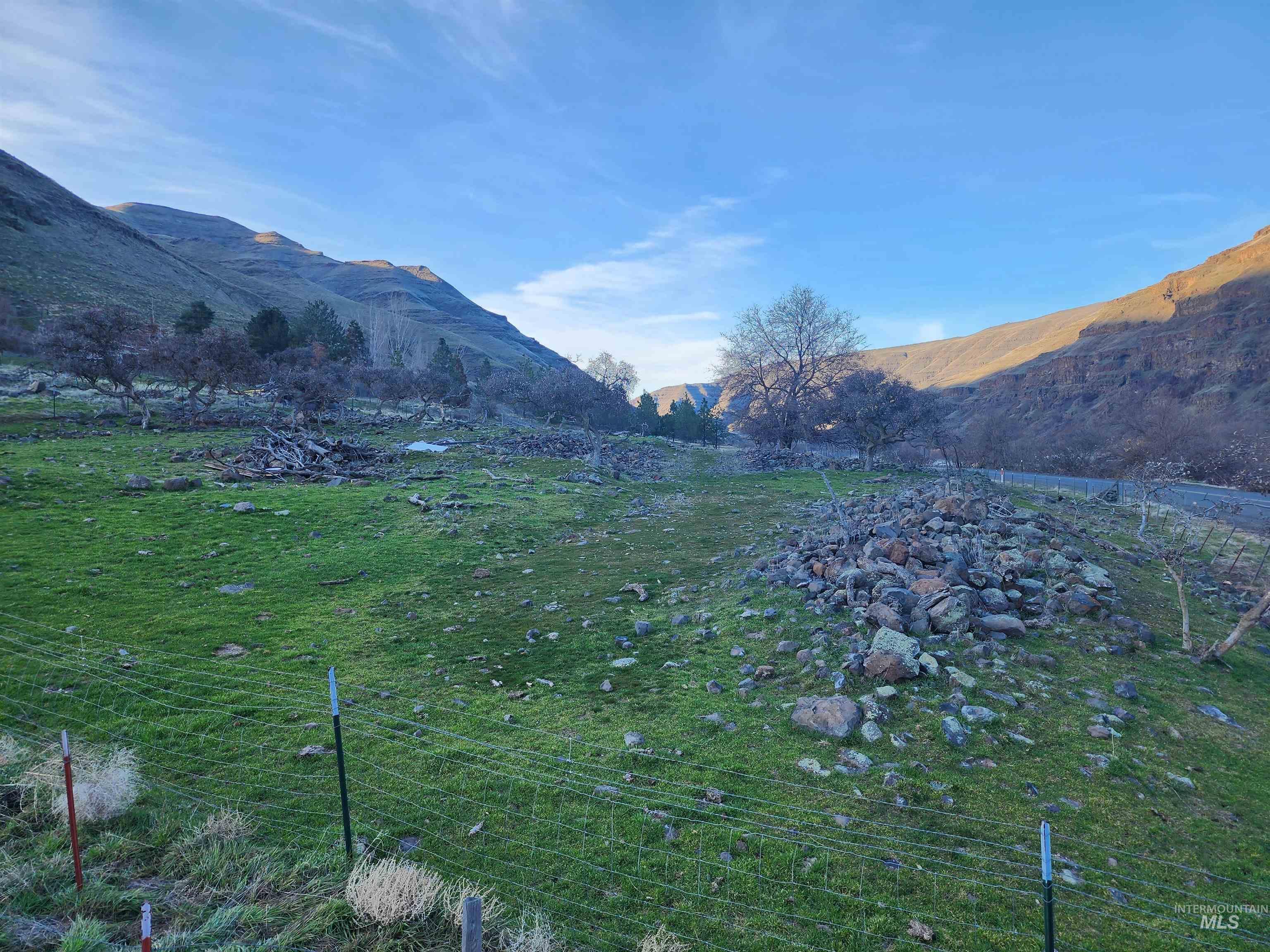 Nka Snake River Rd. Property Photo 6