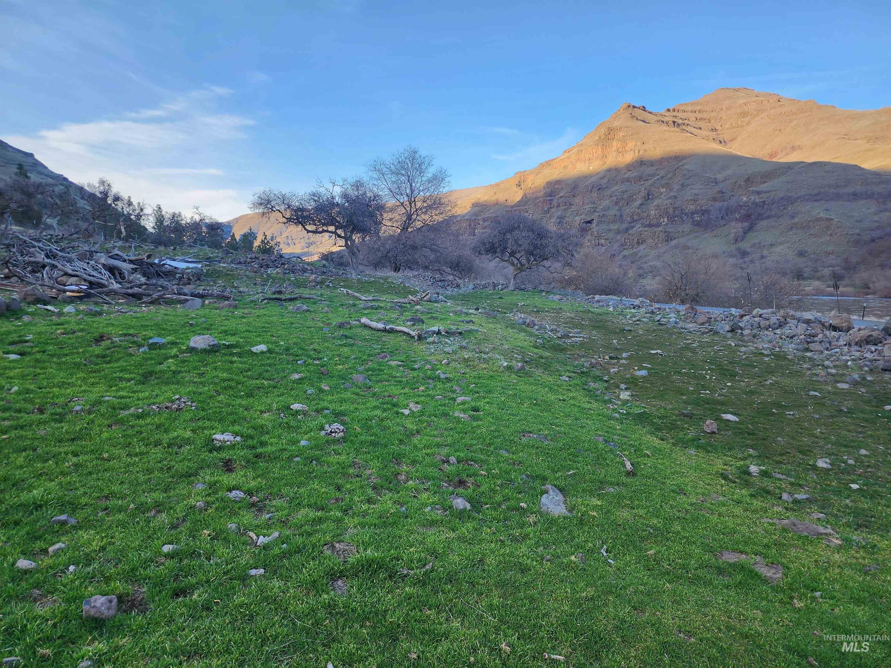 Nka Snake River Rd. Property Photo 23