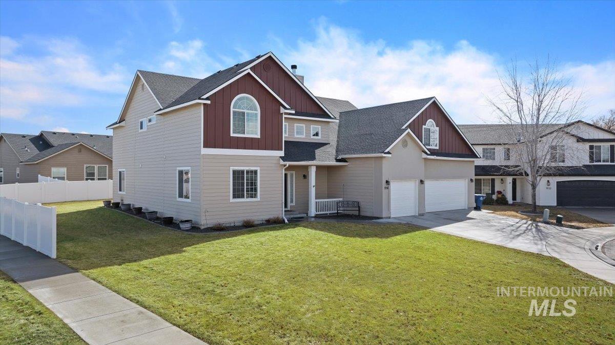 1936 Blue Sky Ln. Property Photo 2