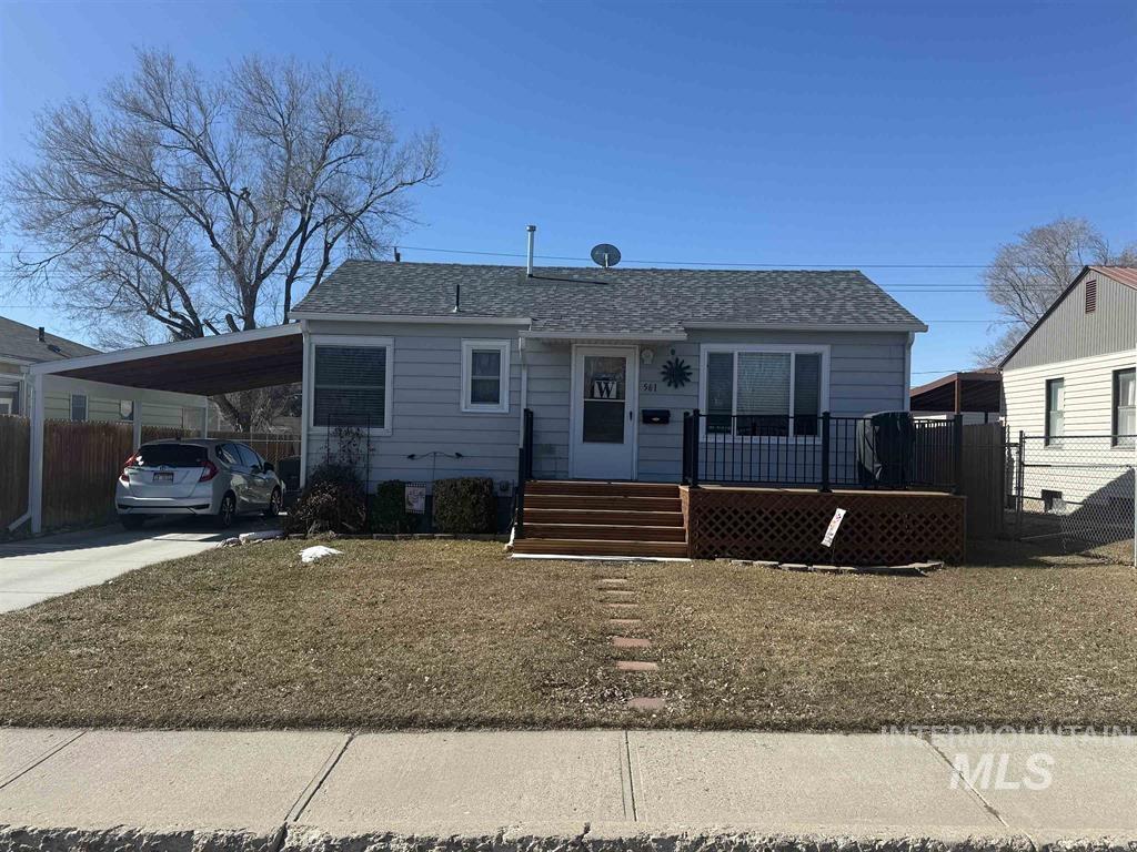 561 Willard Ave. Property Photo