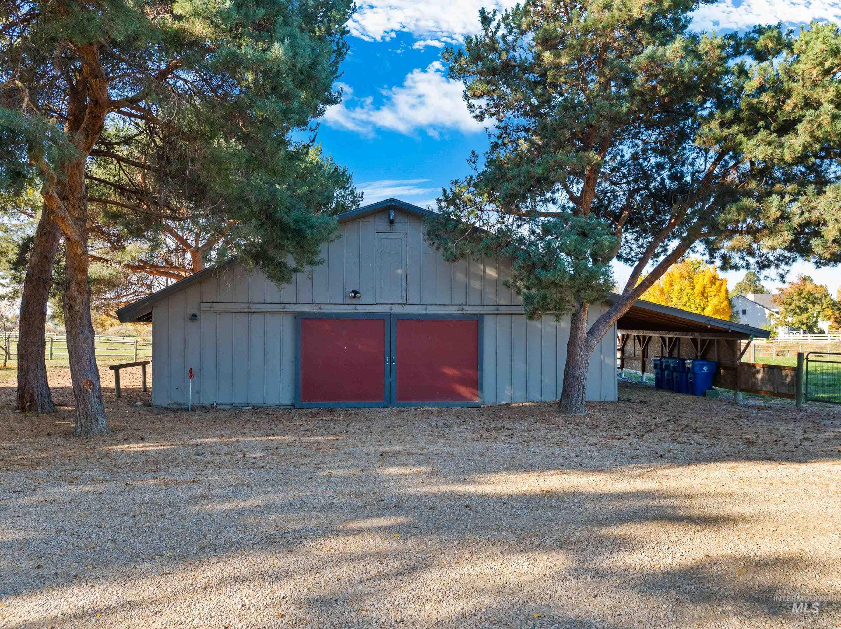 2641 N Haven Dr Property Photo 39