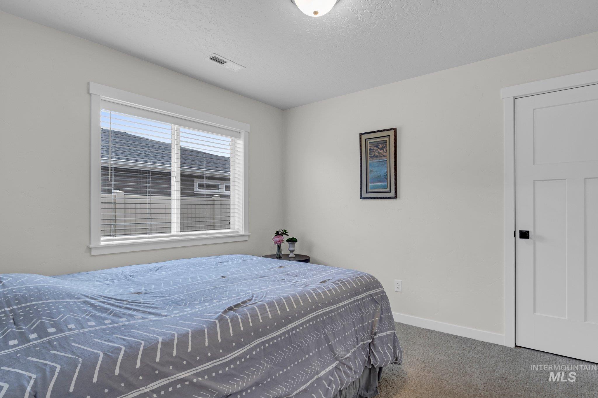 1652 Cashel St Property Photo 32