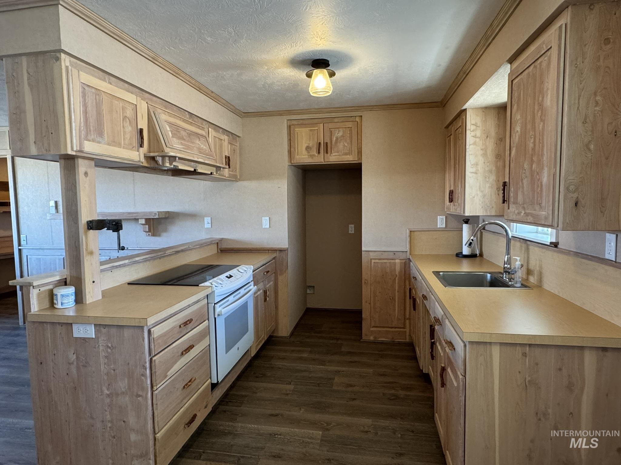 1752 Sw 1st Place Property Photo 10
