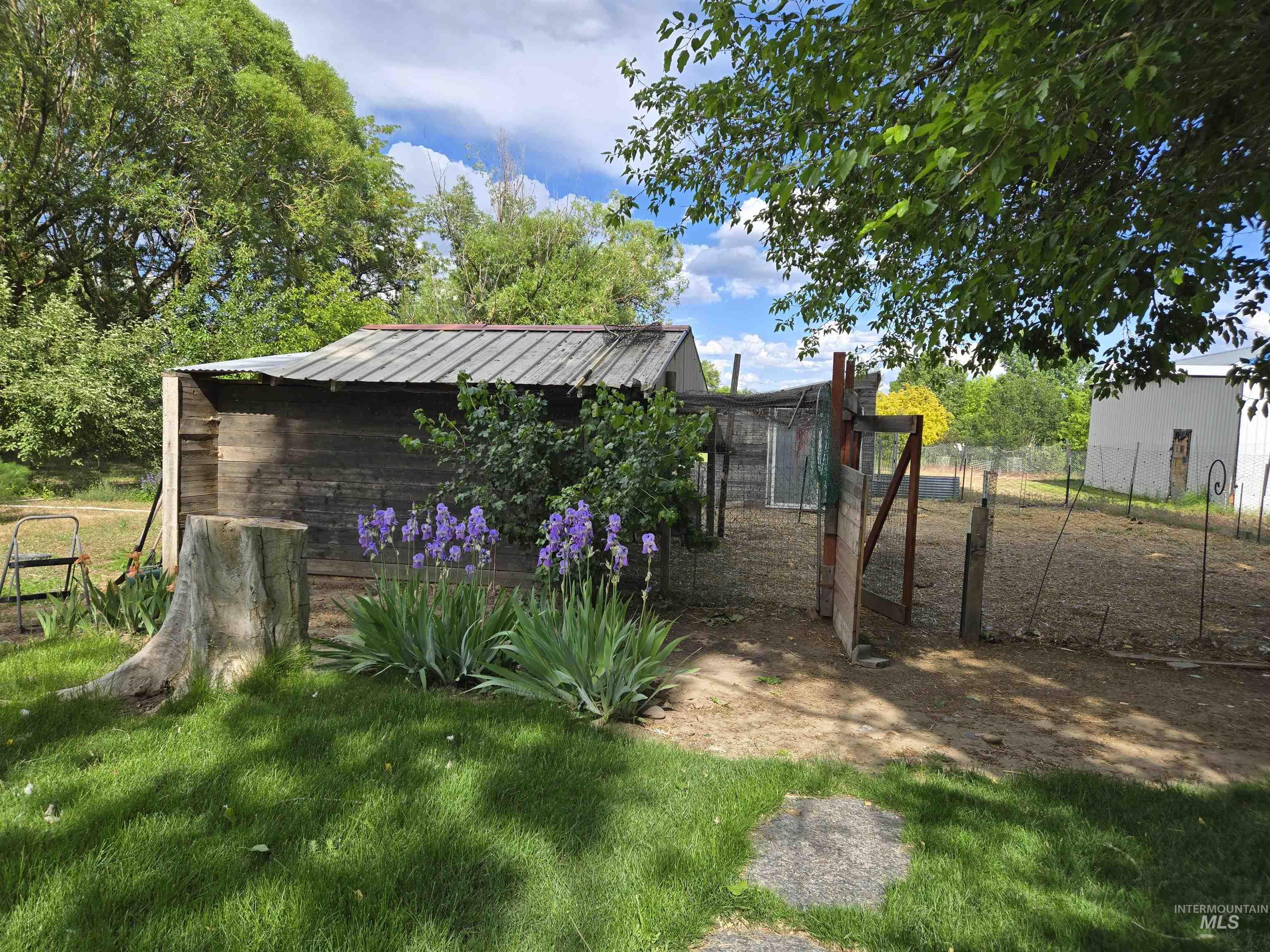 1092 Serenity Dr Property Photo 29