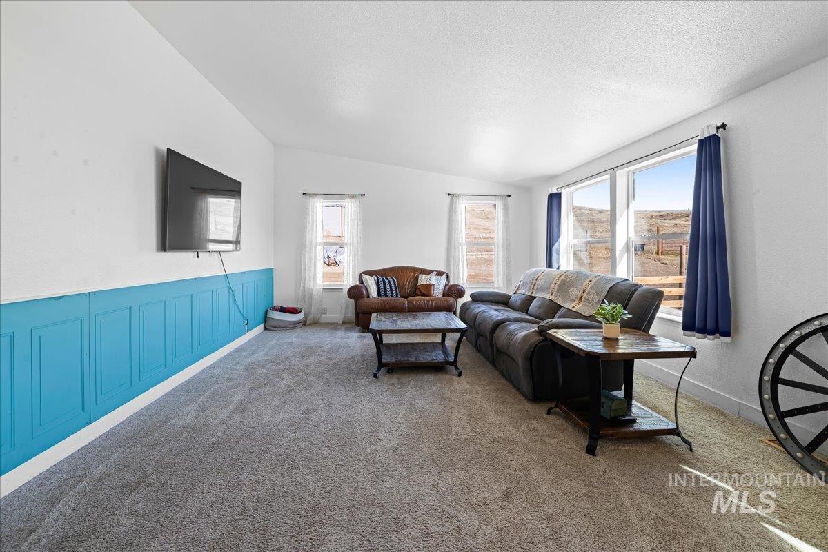 16754 Deer Flat Property Photo 13