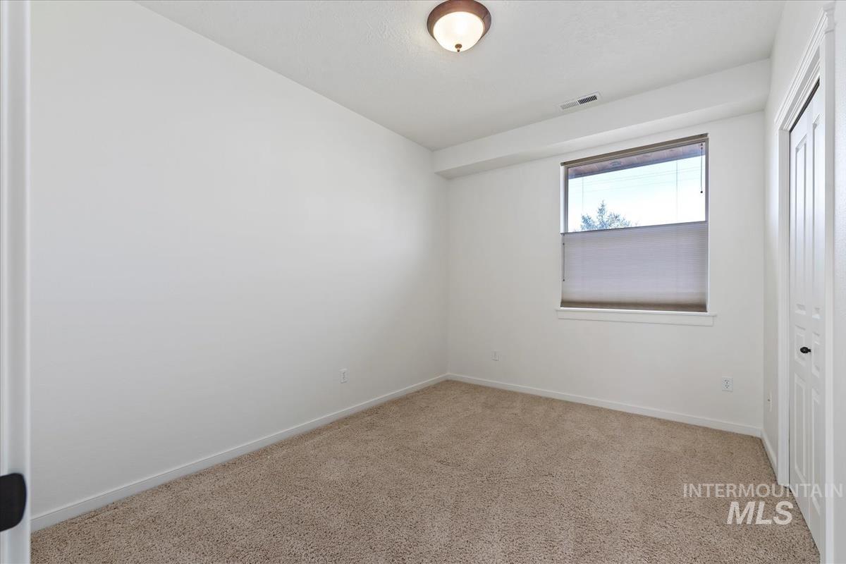 2620 W Regan Ave Property Photo 34