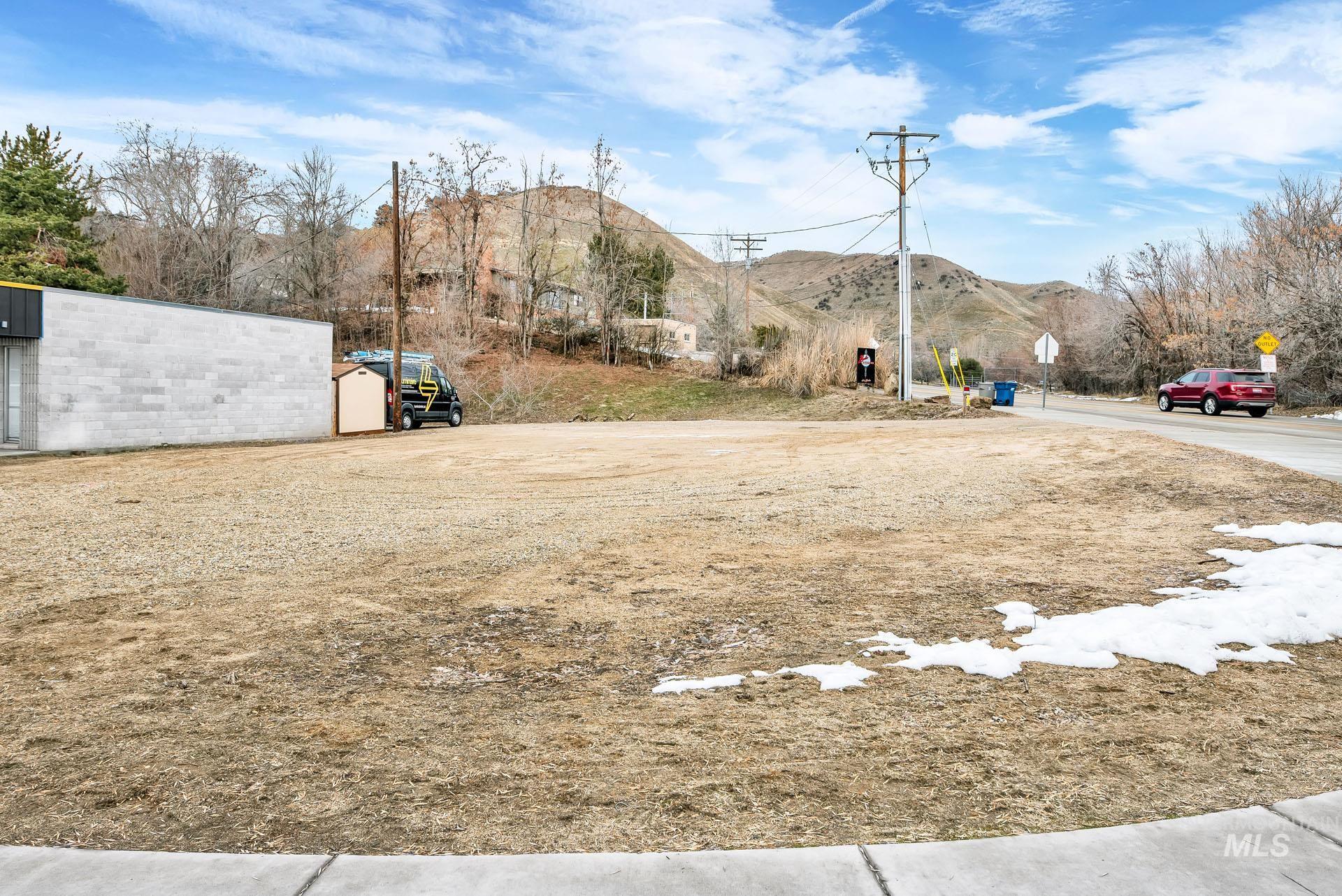 3600 W Hill Road Property Photo 2