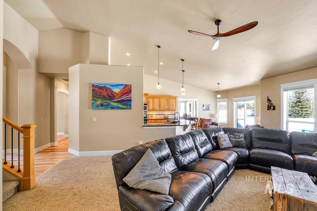 13134 Hawks Bay Rd Property Photo 6