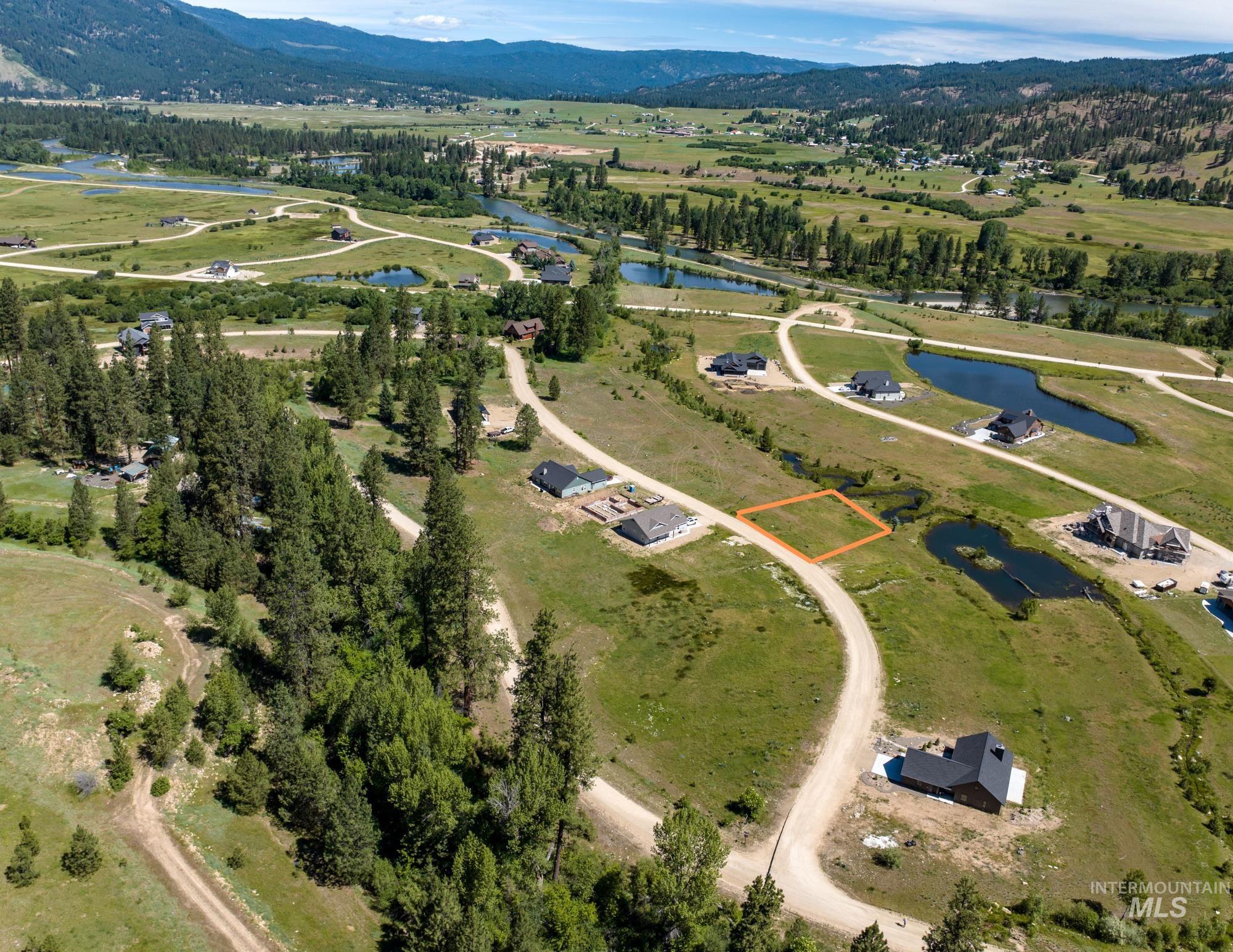 Block 7 Lot 34 Wapiti Ct. Property Photo