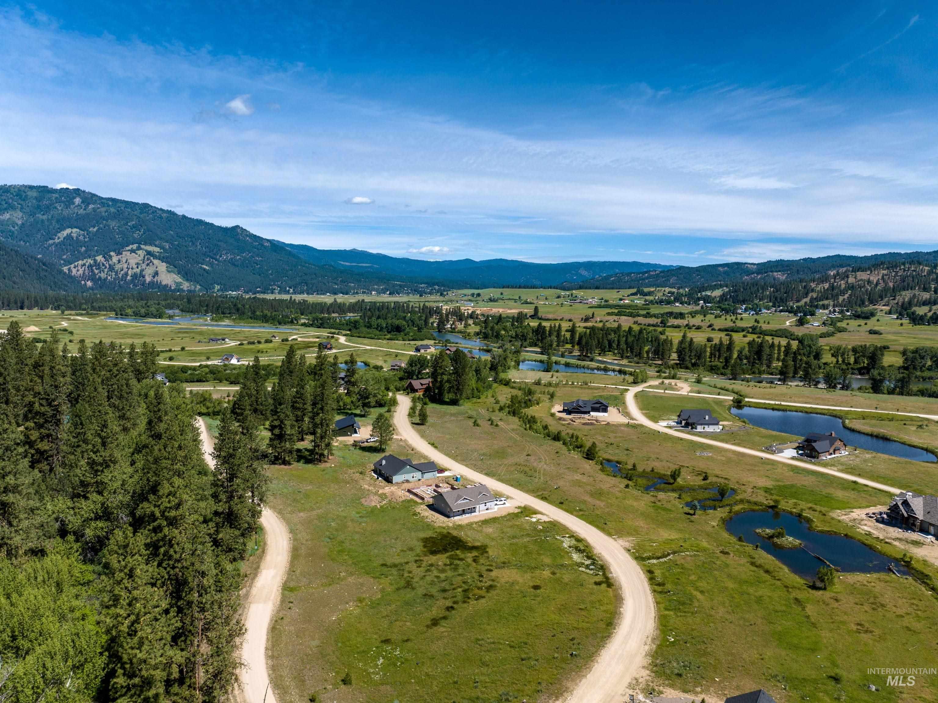Block 7 Lot 34 Wapiti Ct. Property Photo 5