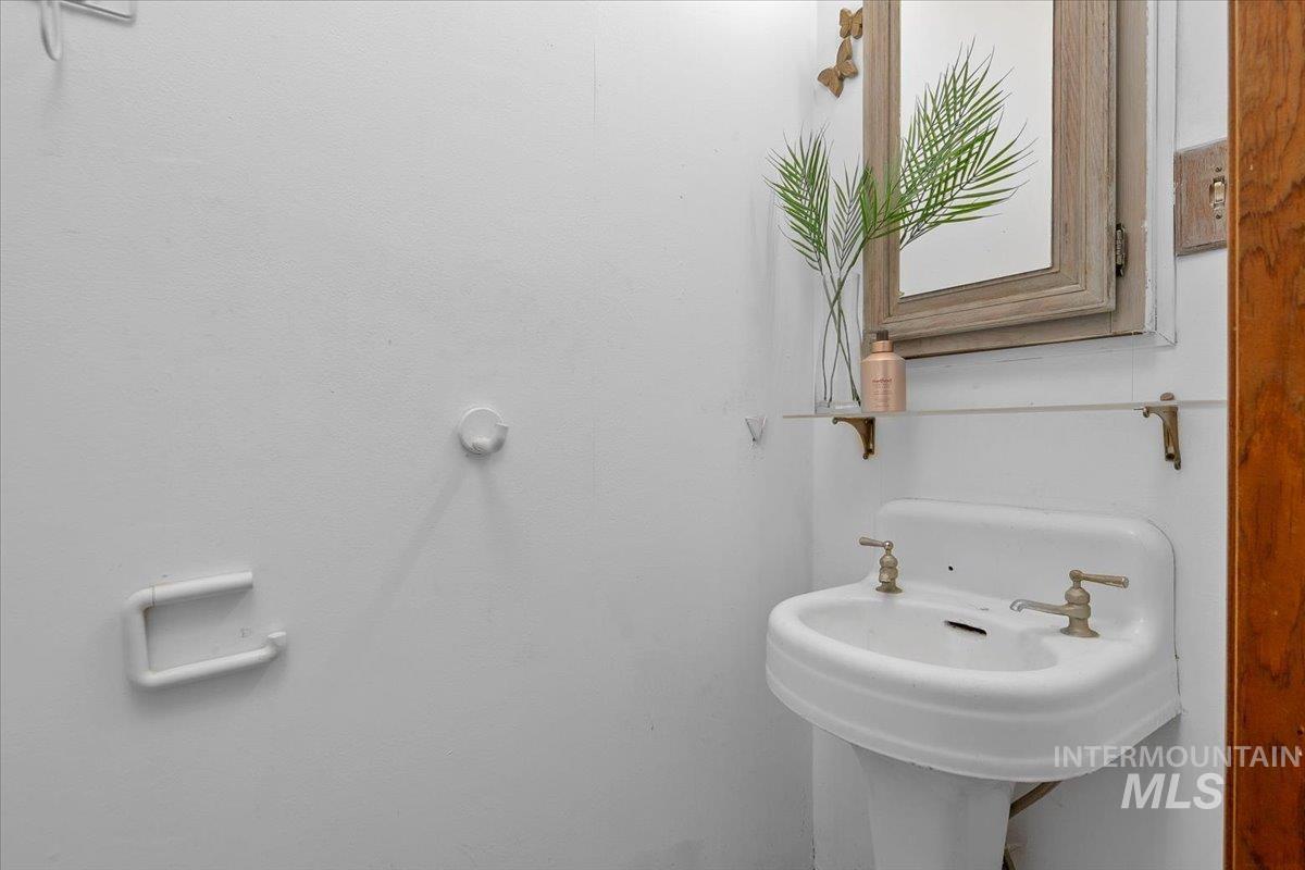 6426 W. Fairfield Ave Property Photo 24