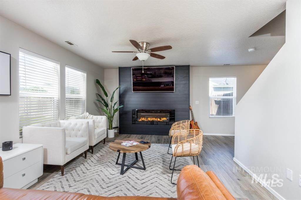 13779 Paraiso Property Photo