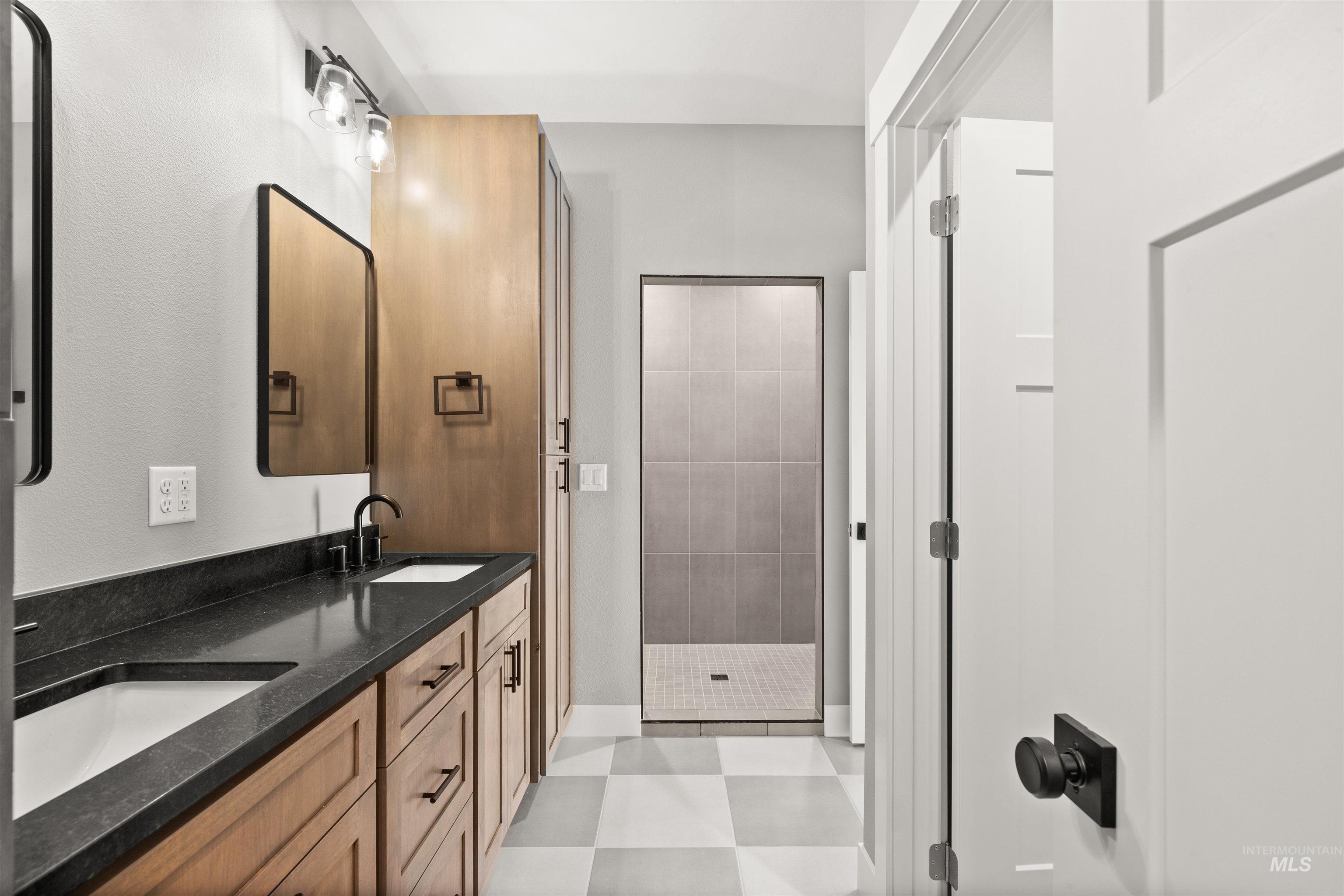 3728 Skyview Drive Property Photo 25