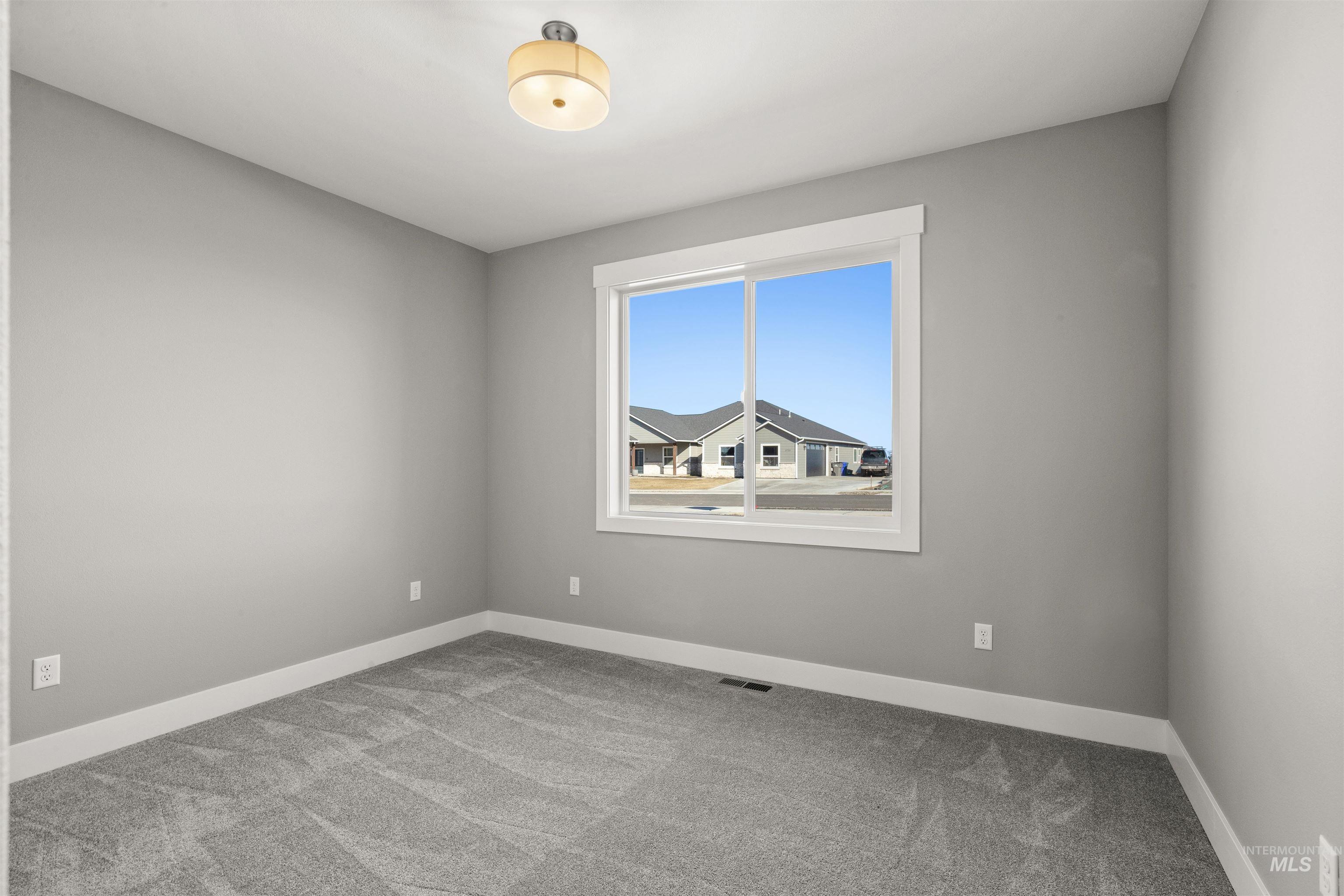3728 Skyview Drive Property Photo 31