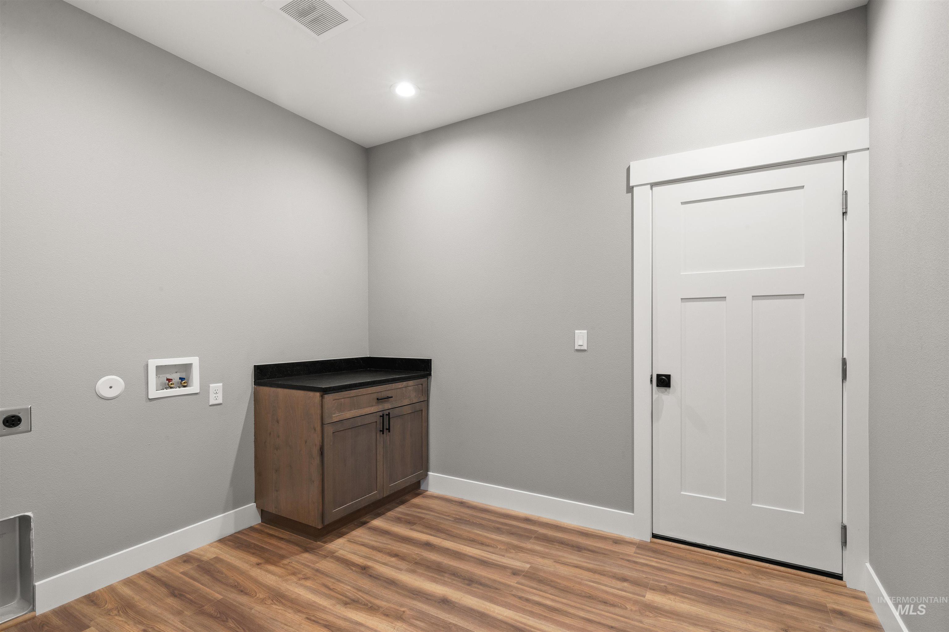 3728 Skyview Drive Property Photo 38