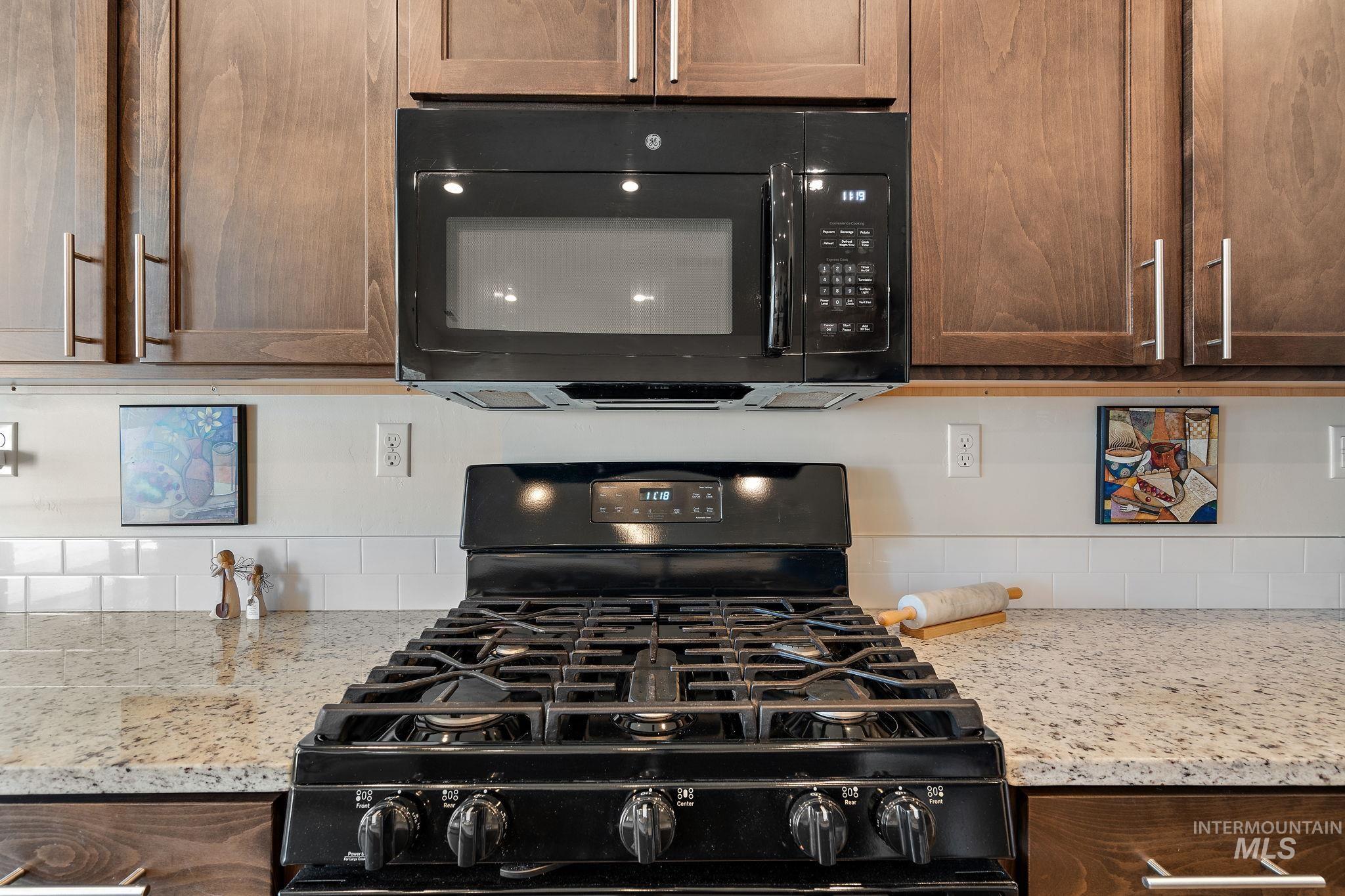 1188 N Warm River Ave Property Photo 17