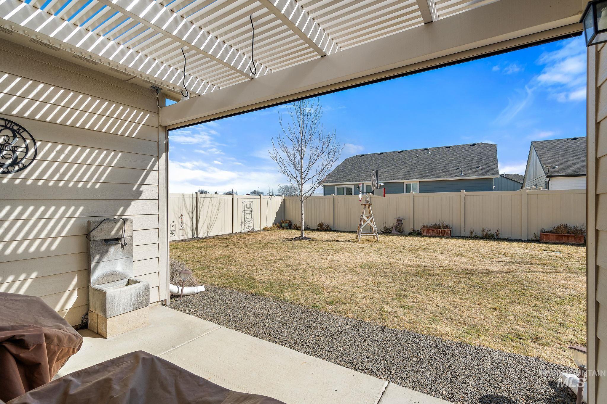 1188 N Warm River Ave Property Photo 34