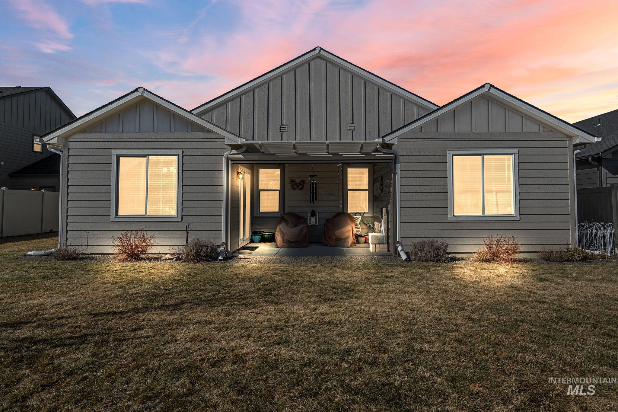 1188 N Warm River Ave Property Photo 42