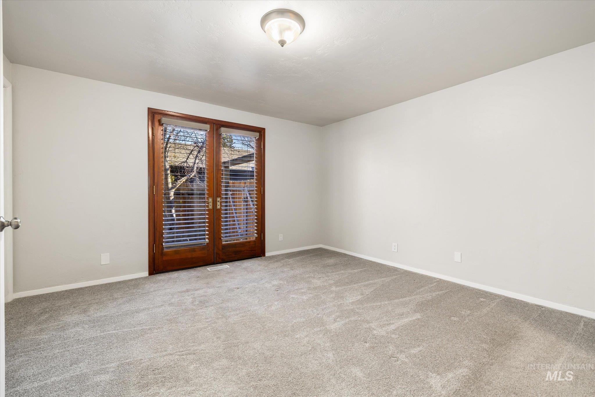 3542 W Forsythia Property Photo 23