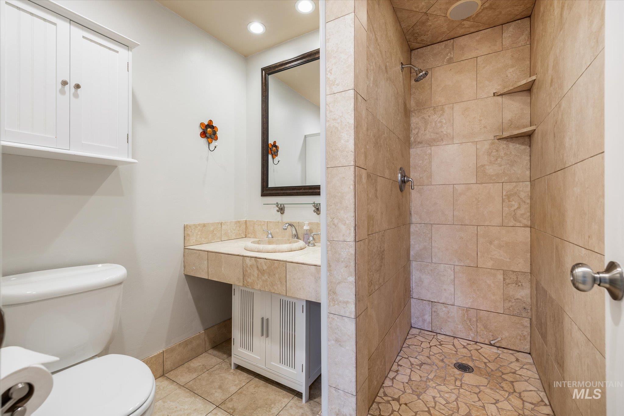 3542 W Forsythia Property Photo 25