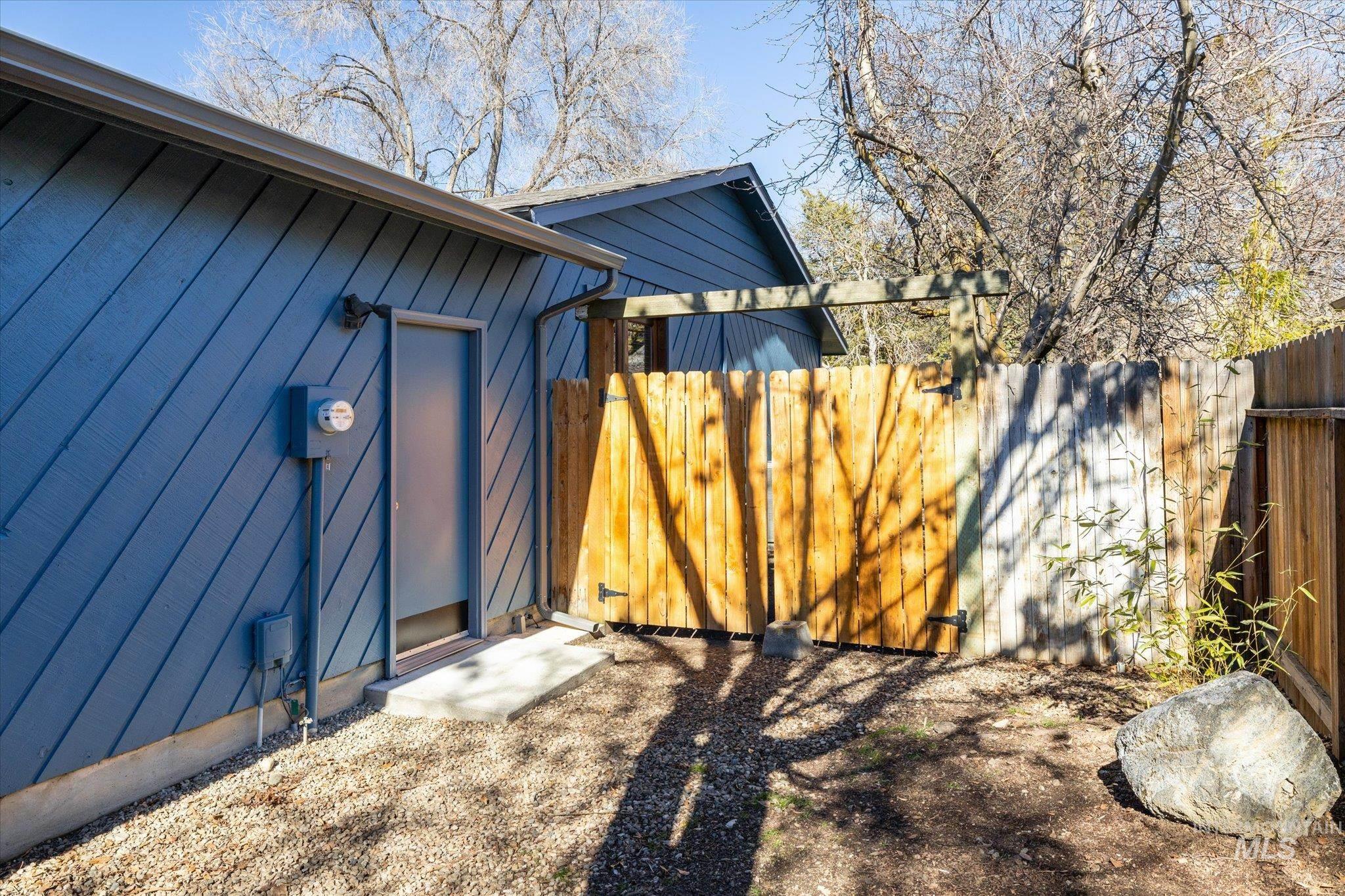 3542 W Forsythia Property Photo 39