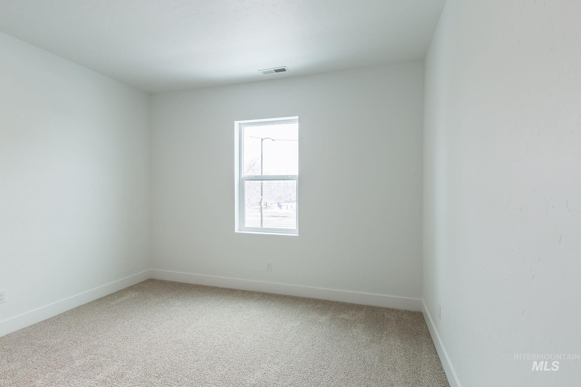 941 E Bissett Street Property Photo 47
