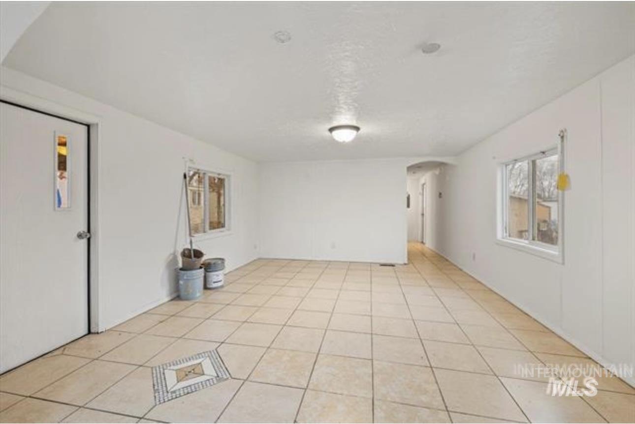 16549 N Red Fir St Property Photo 7