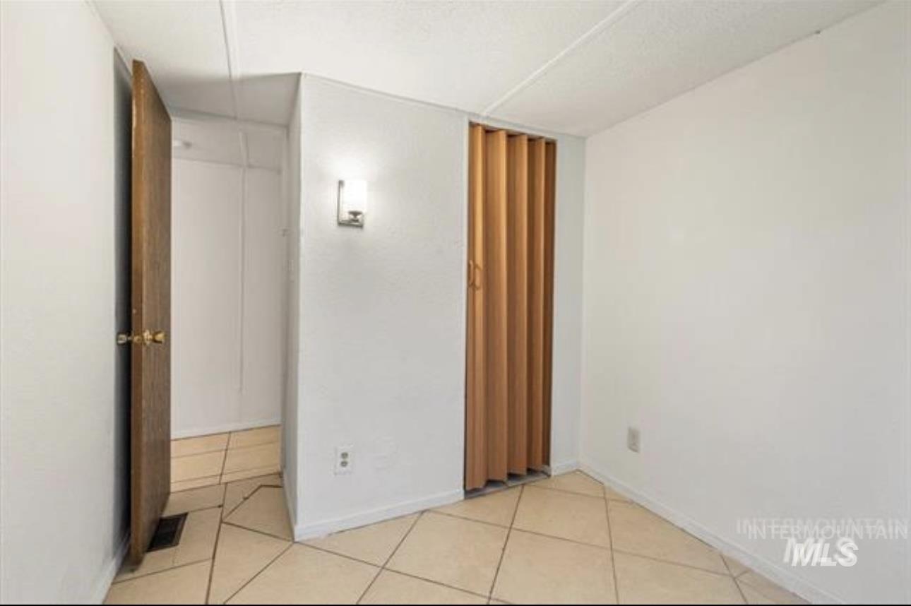 16549 N Red Fir St Property Photo 11