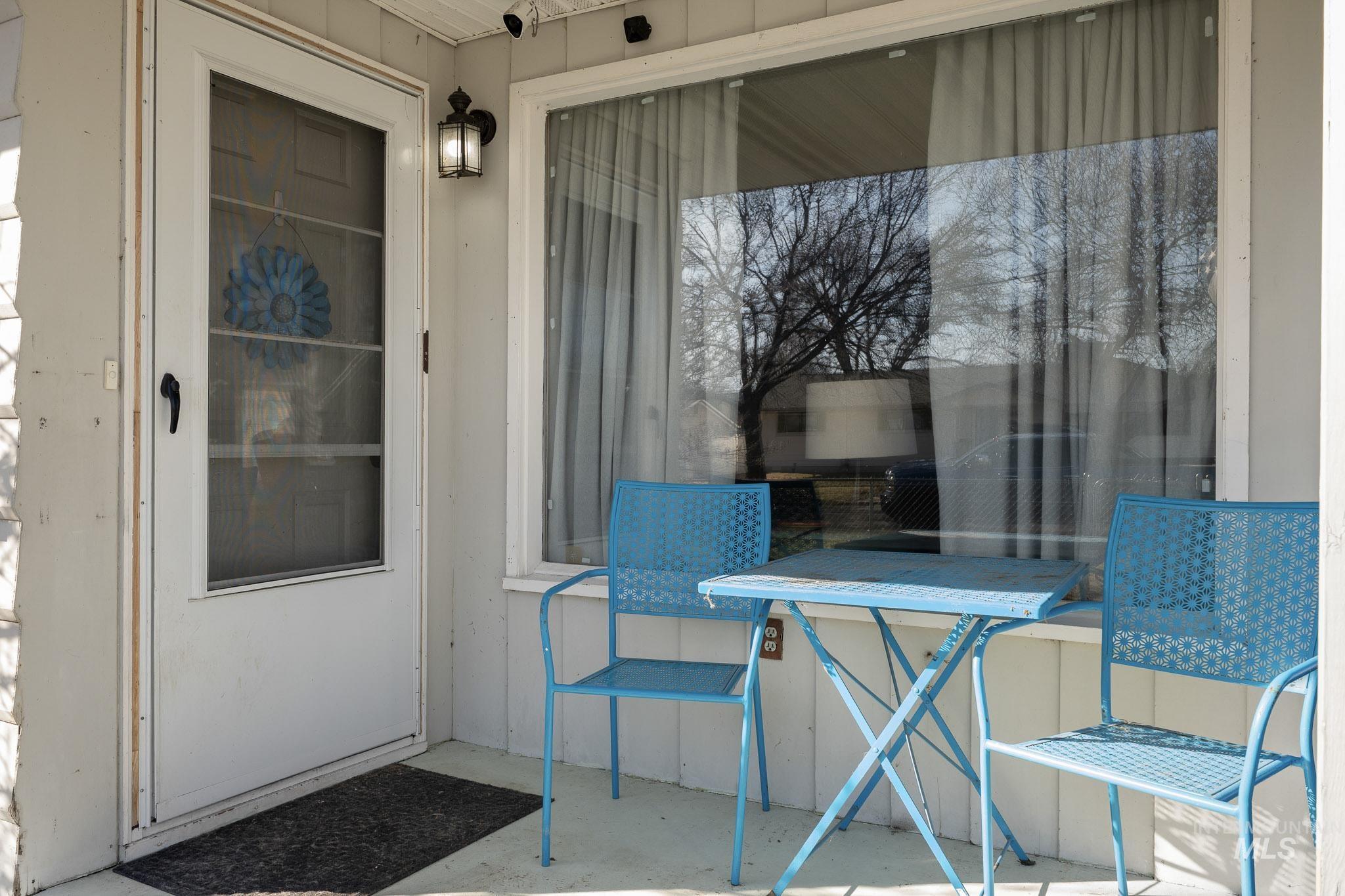 1202 10th Street Property Photo 2