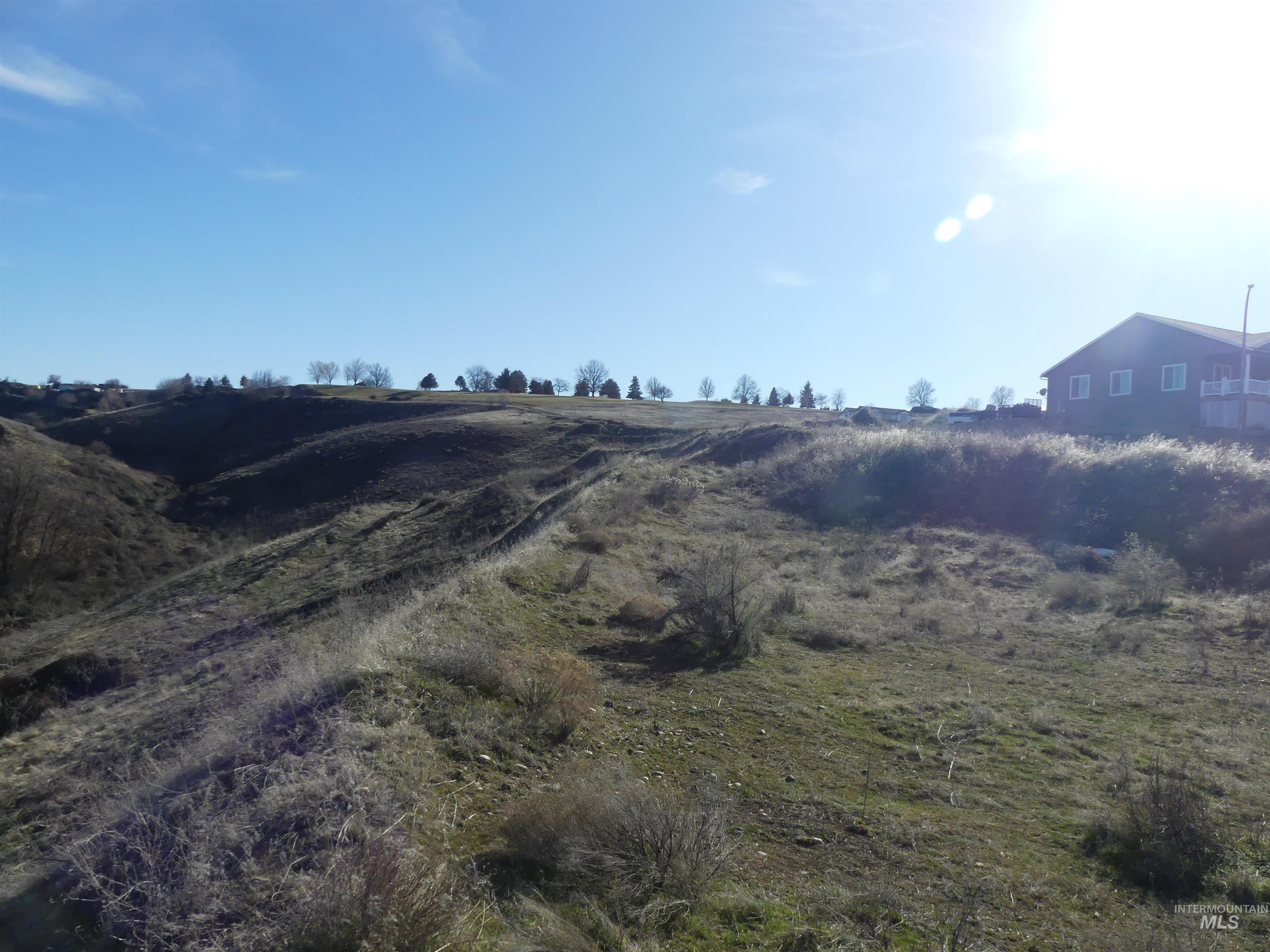 2987 Knollcrest Dr Property Photo 13