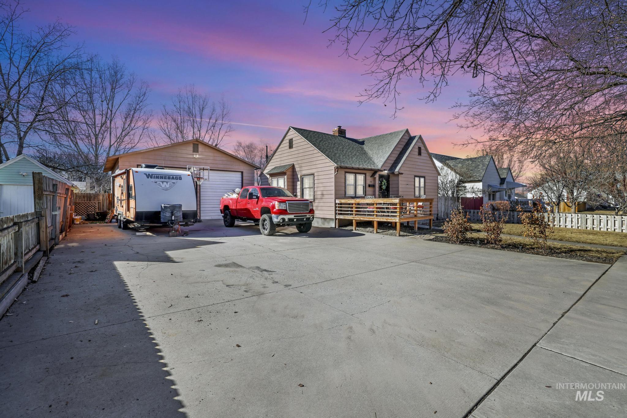 Blue Lakes West Addition Real Estate Listings Main Image