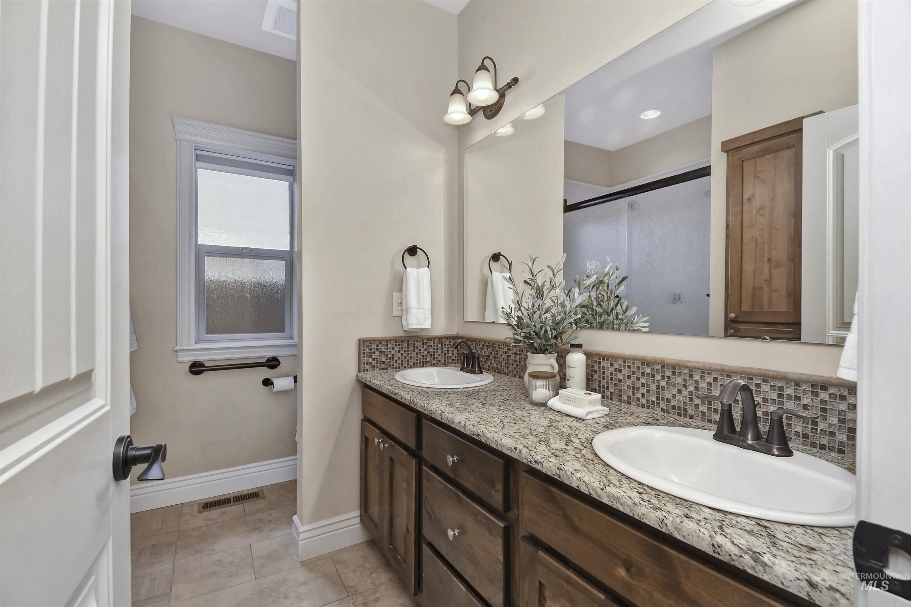 167 S Rivermist Property Photo 28