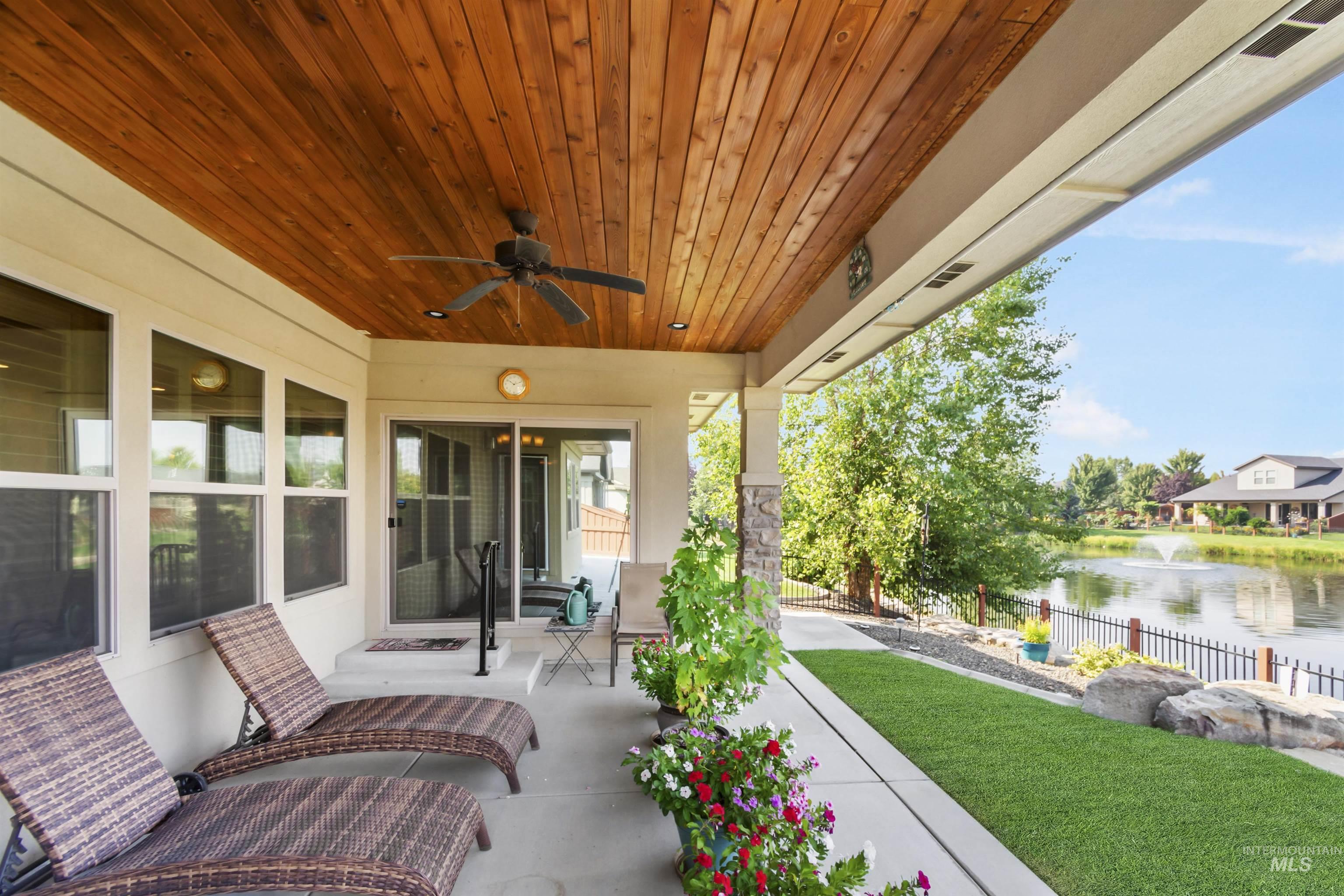 167 S Rivermist Property Photo 31