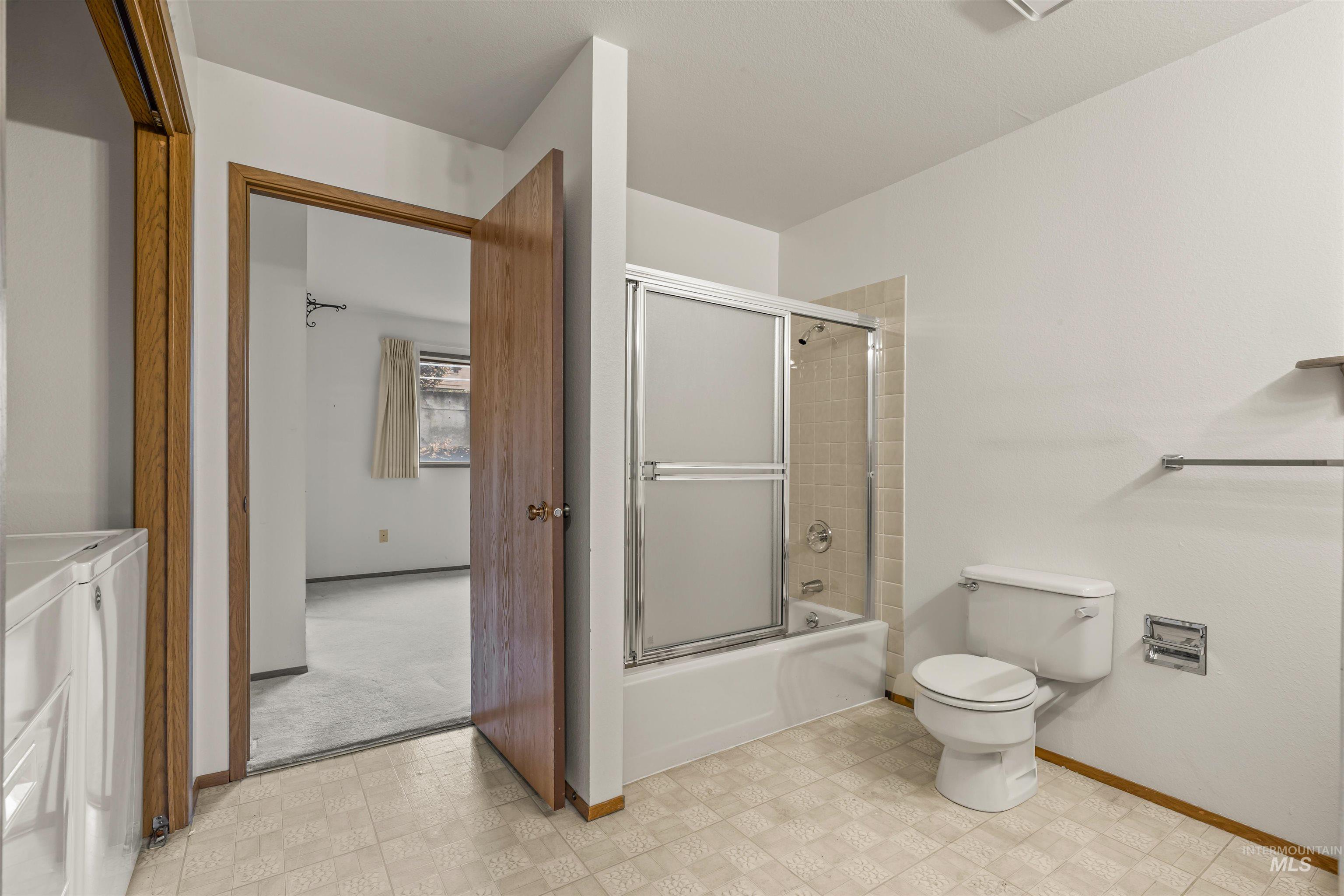 1624 18th Avenue Property Photo 17
