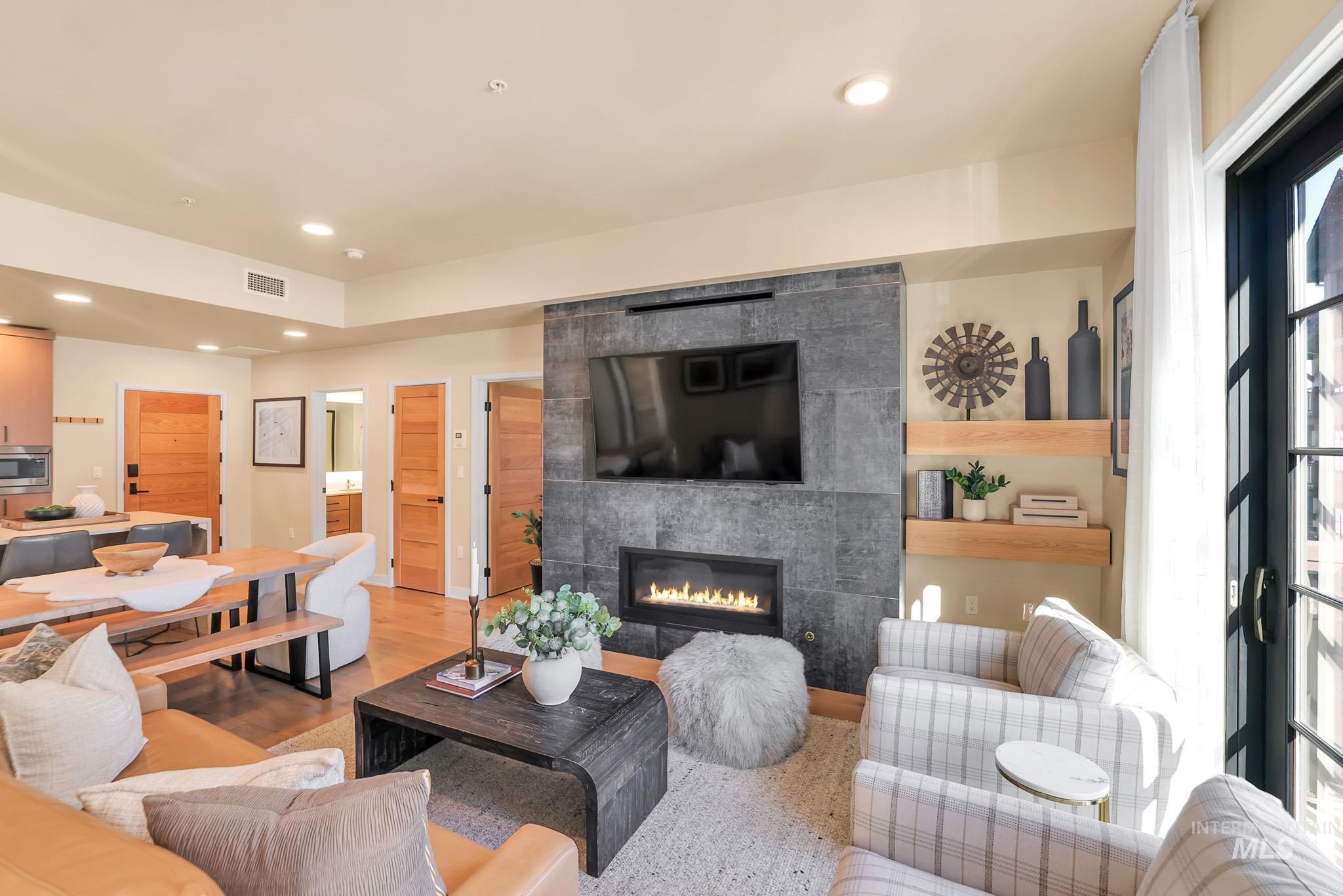 780 Village Property Photo