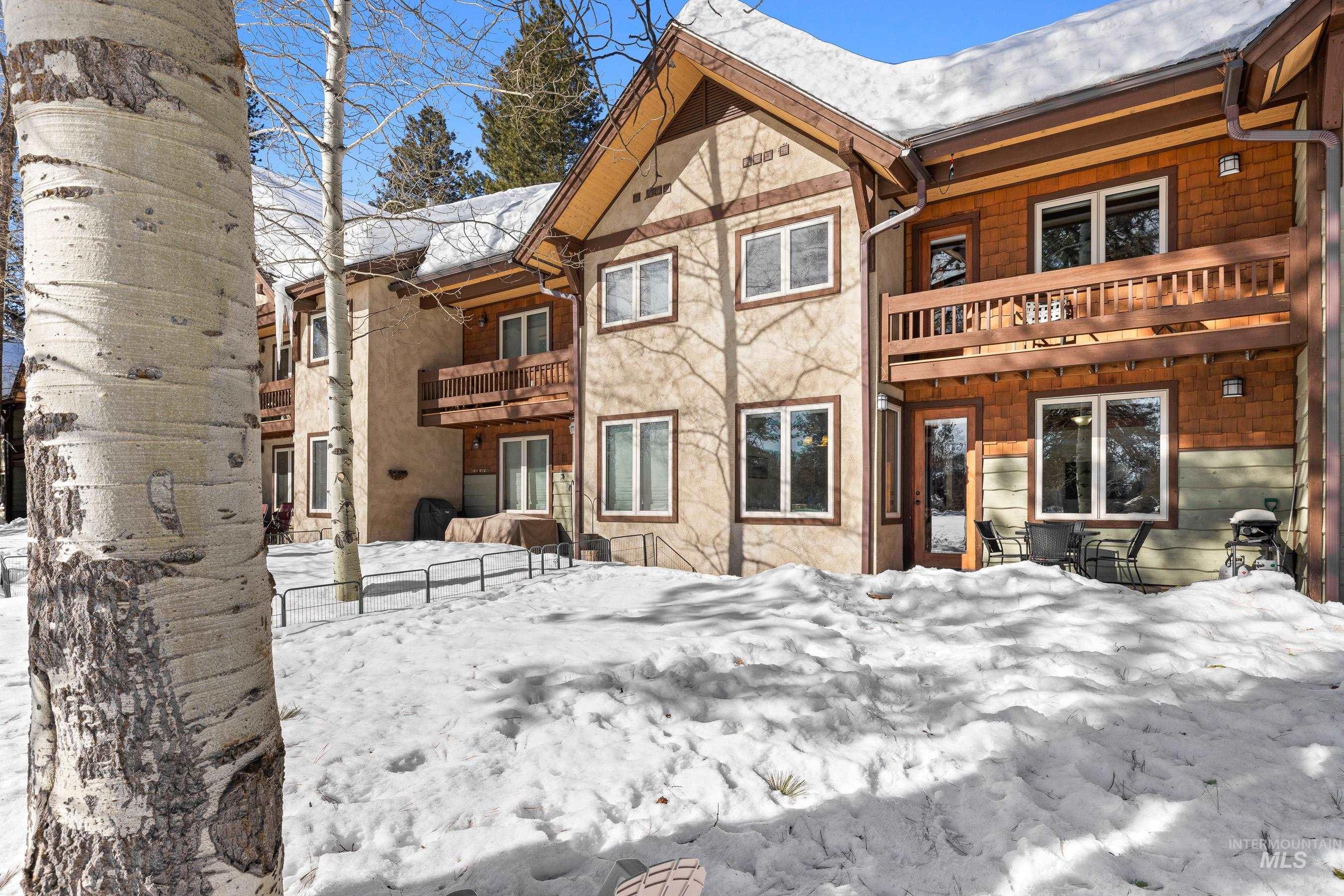 720 Lick Creek Road Property Photo