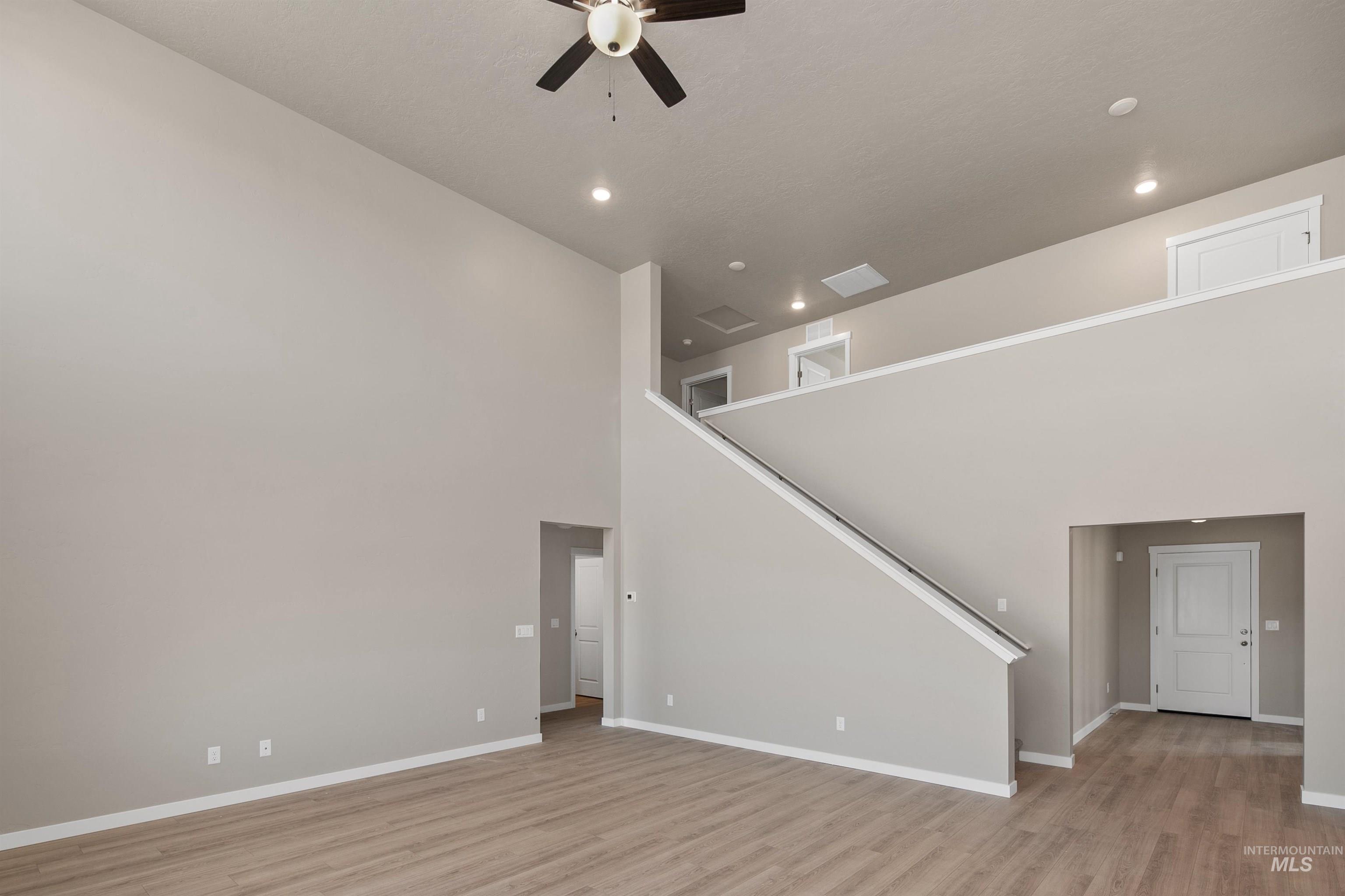 10413 Bellevue Ridge St Property Photo 11