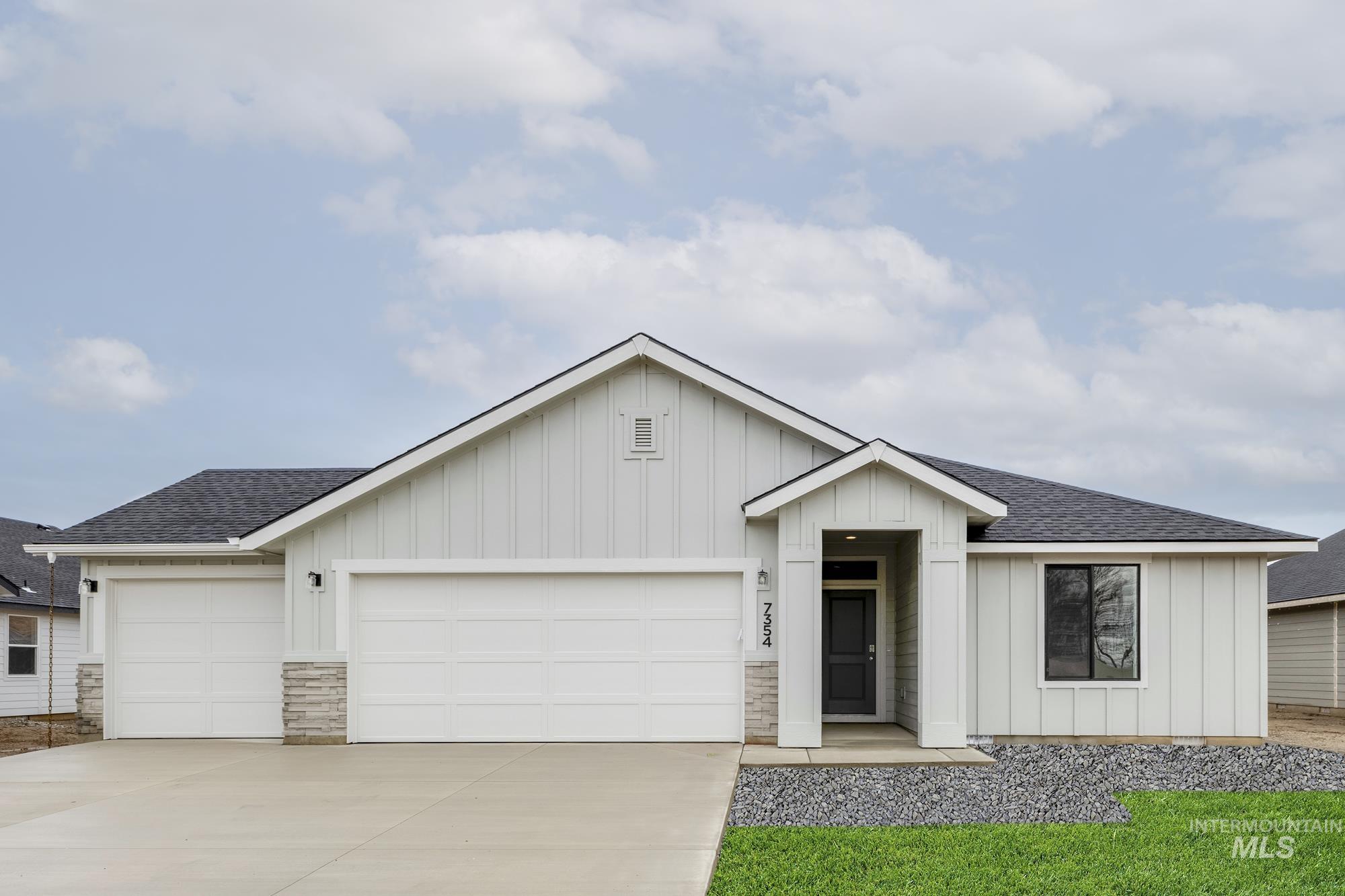7354 E Dripping Springs Dr Property Photo