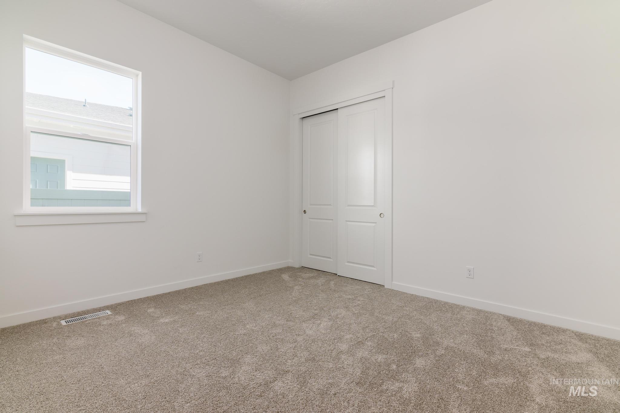 324 Orrison St Property Photo 23