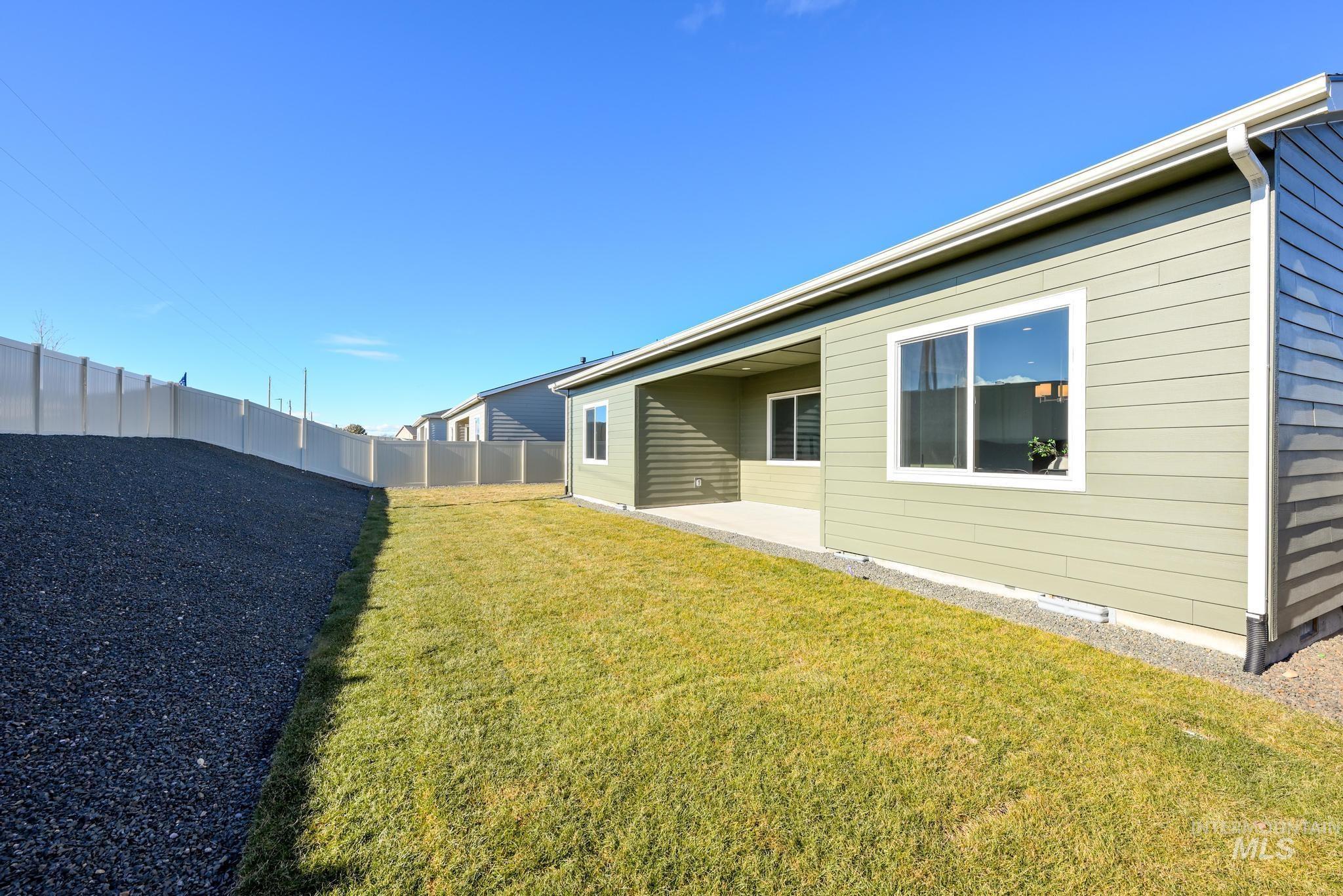 324 Orrison St Property Photo 26