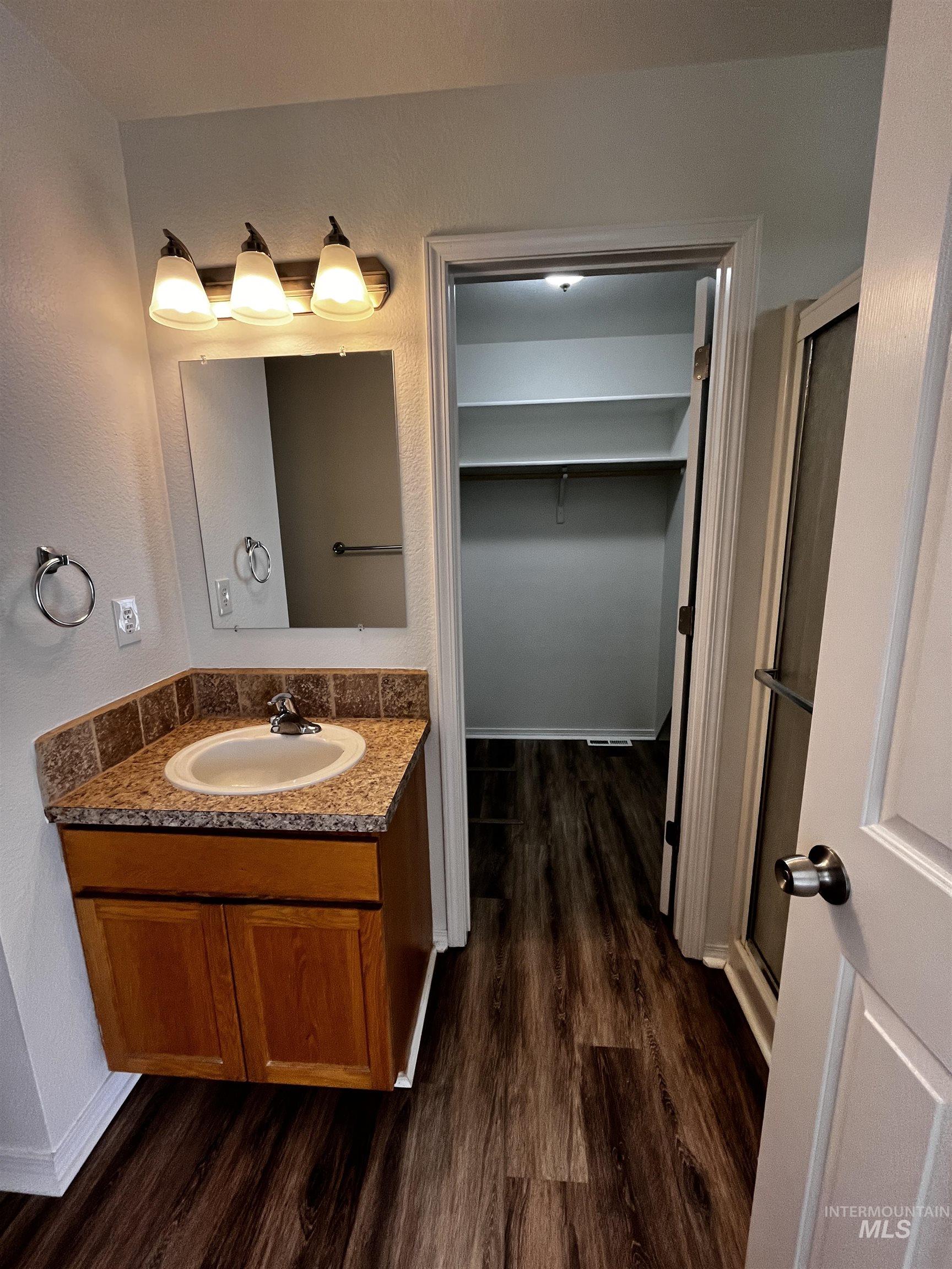 649 N Celeste Avenue Property Photo 10