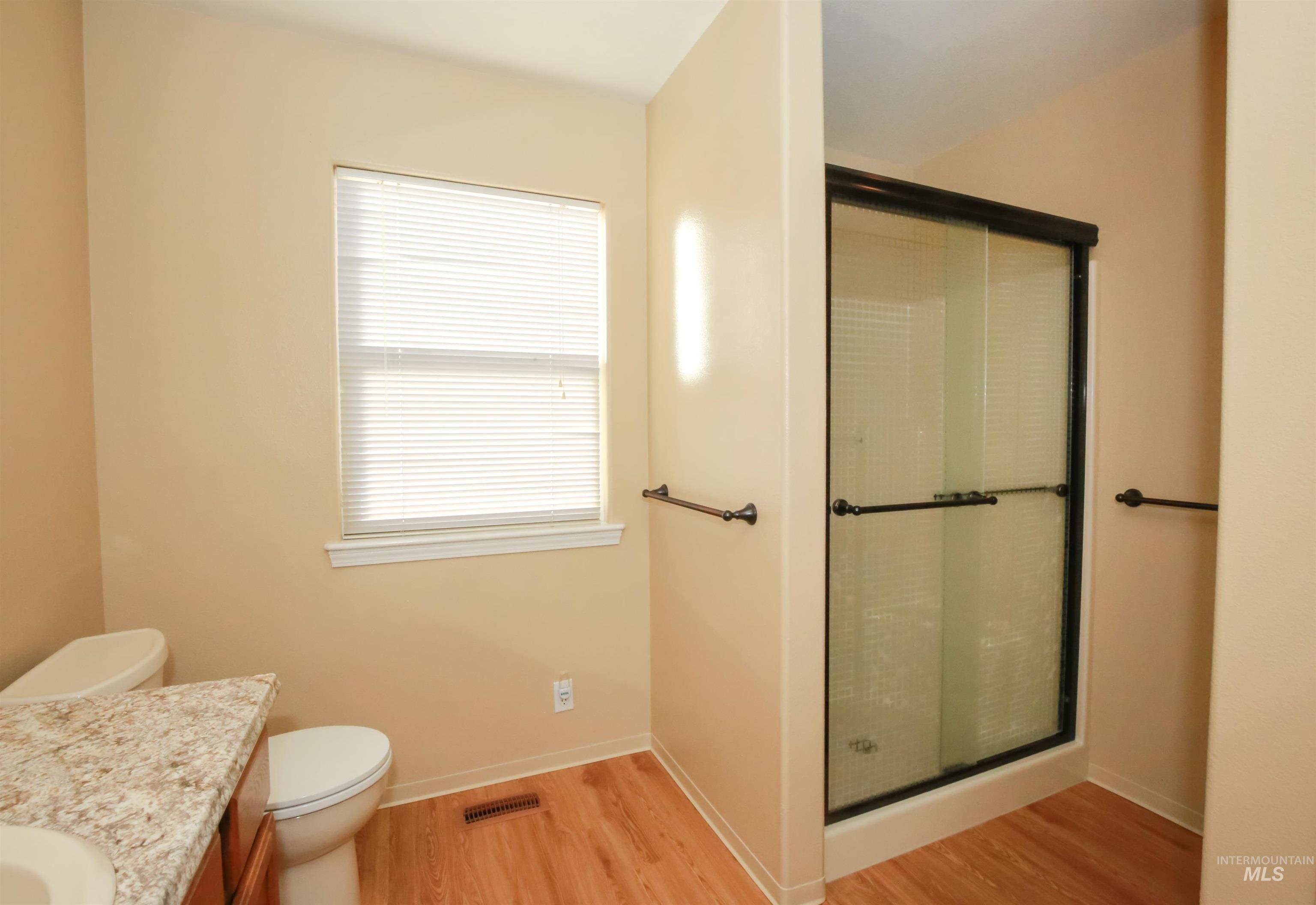 1921 Uehlin Drive Property Photo 13