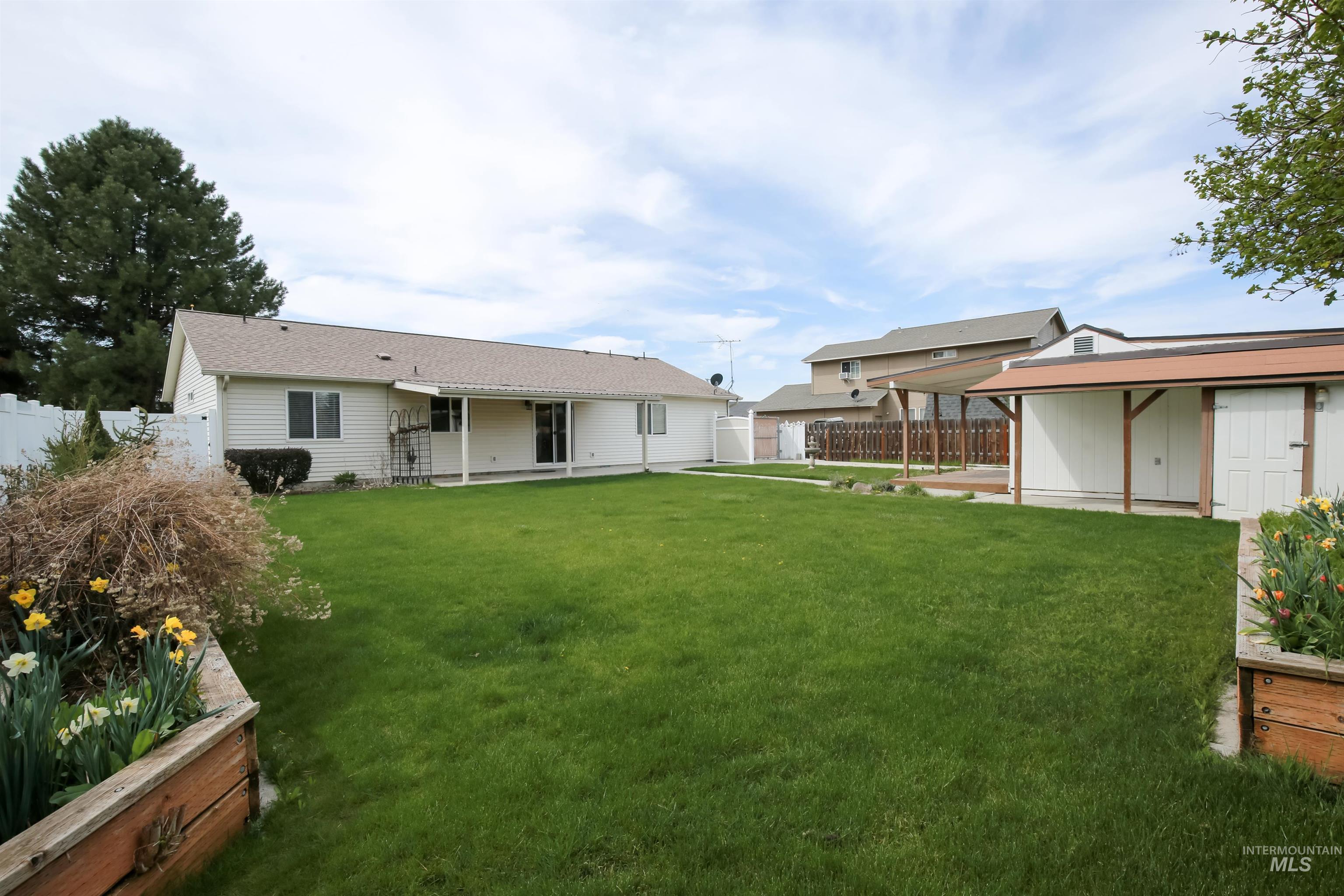 1921 Uehlin Drive Property Photo 30