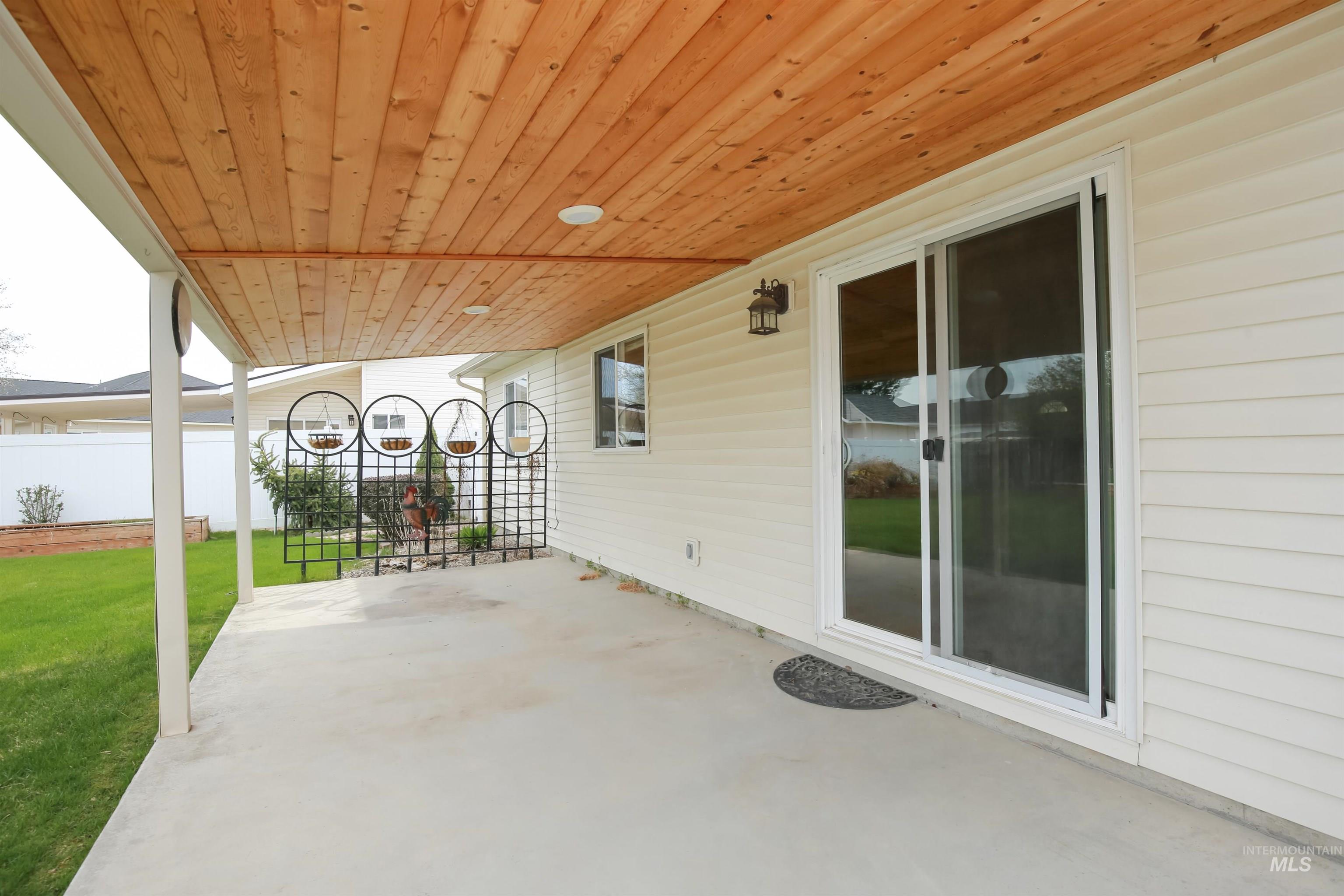 1921 Uehlin Drive Property Photo 32