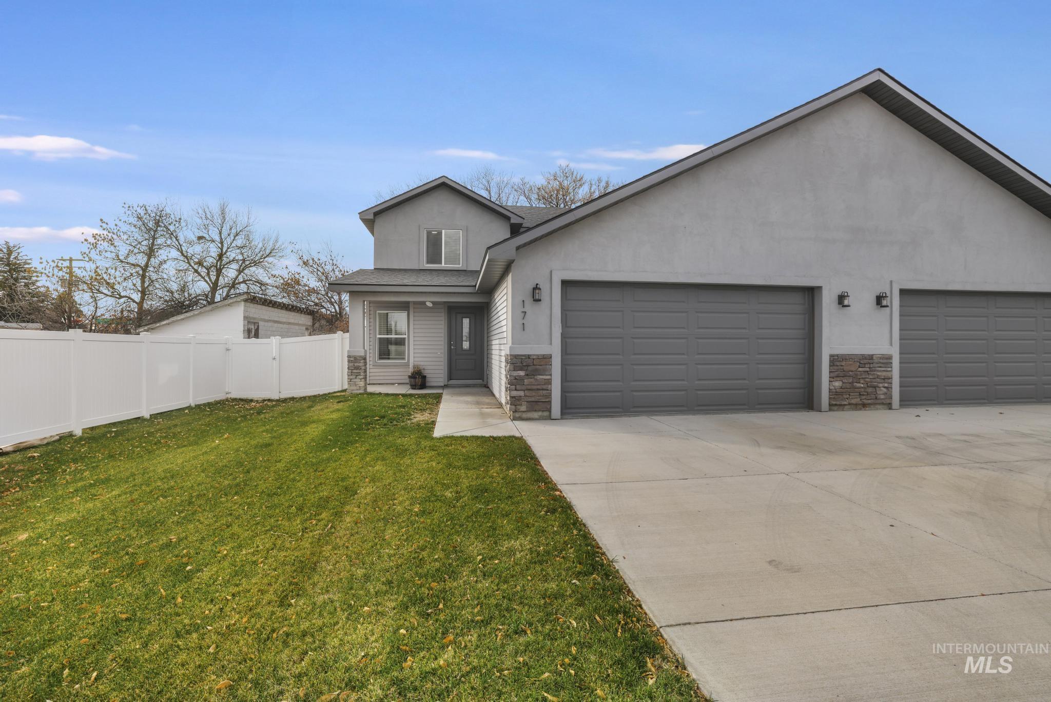 171 Woody Way Property Photo 1