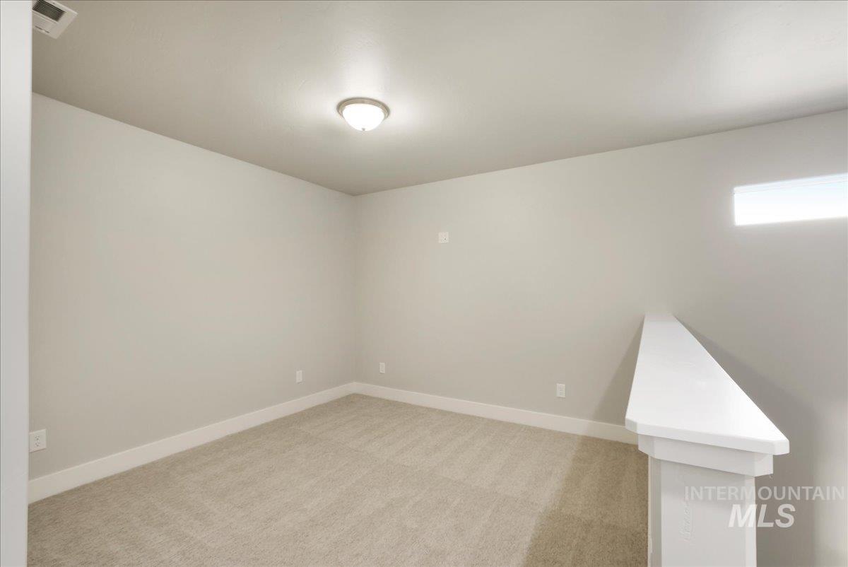 171 Woody Way Property Photo 13